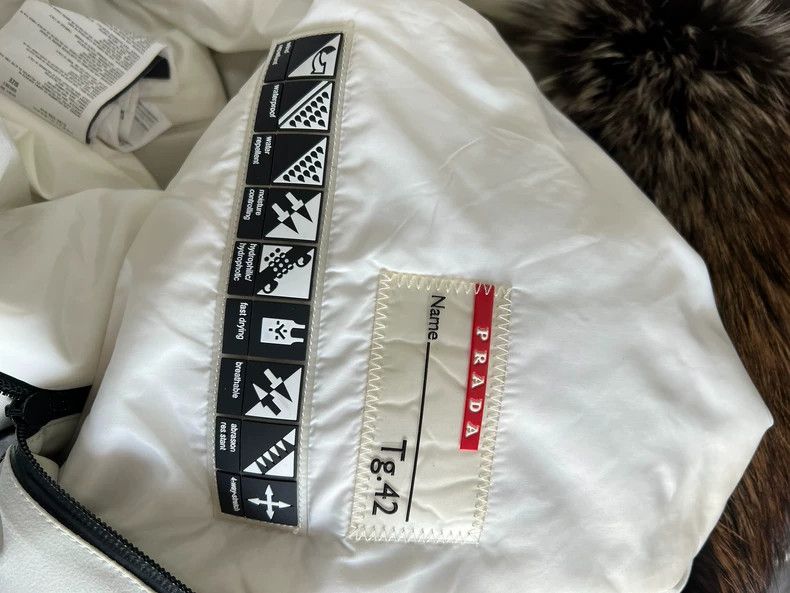Prada Prada Fur cotton clothes coat Size US XS / EU 42 / 0 - 6 Thumbnail