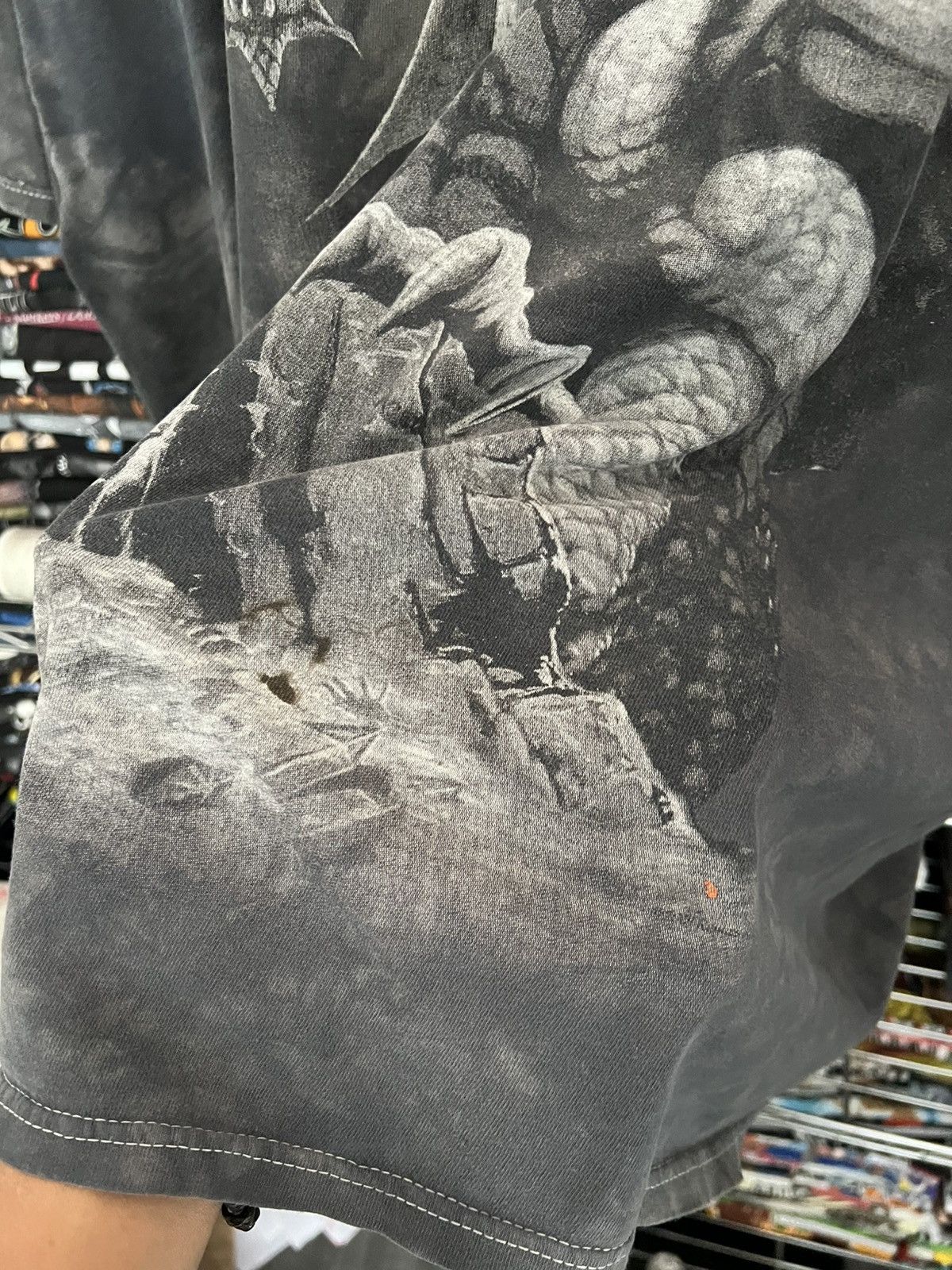 Liquid Blue 2001 Dragon Tie Dye Mountain Art Tee Size US XL / EU 56 / 4 - 3 Thumbnail