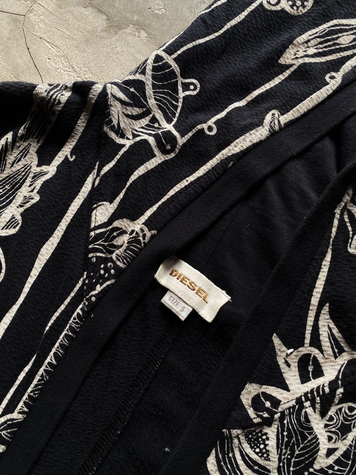 Diesel DIESEL PRINTED CARDIGAN Y2K Size US S / EU 44-46 / 1 - 8 Thumbnail