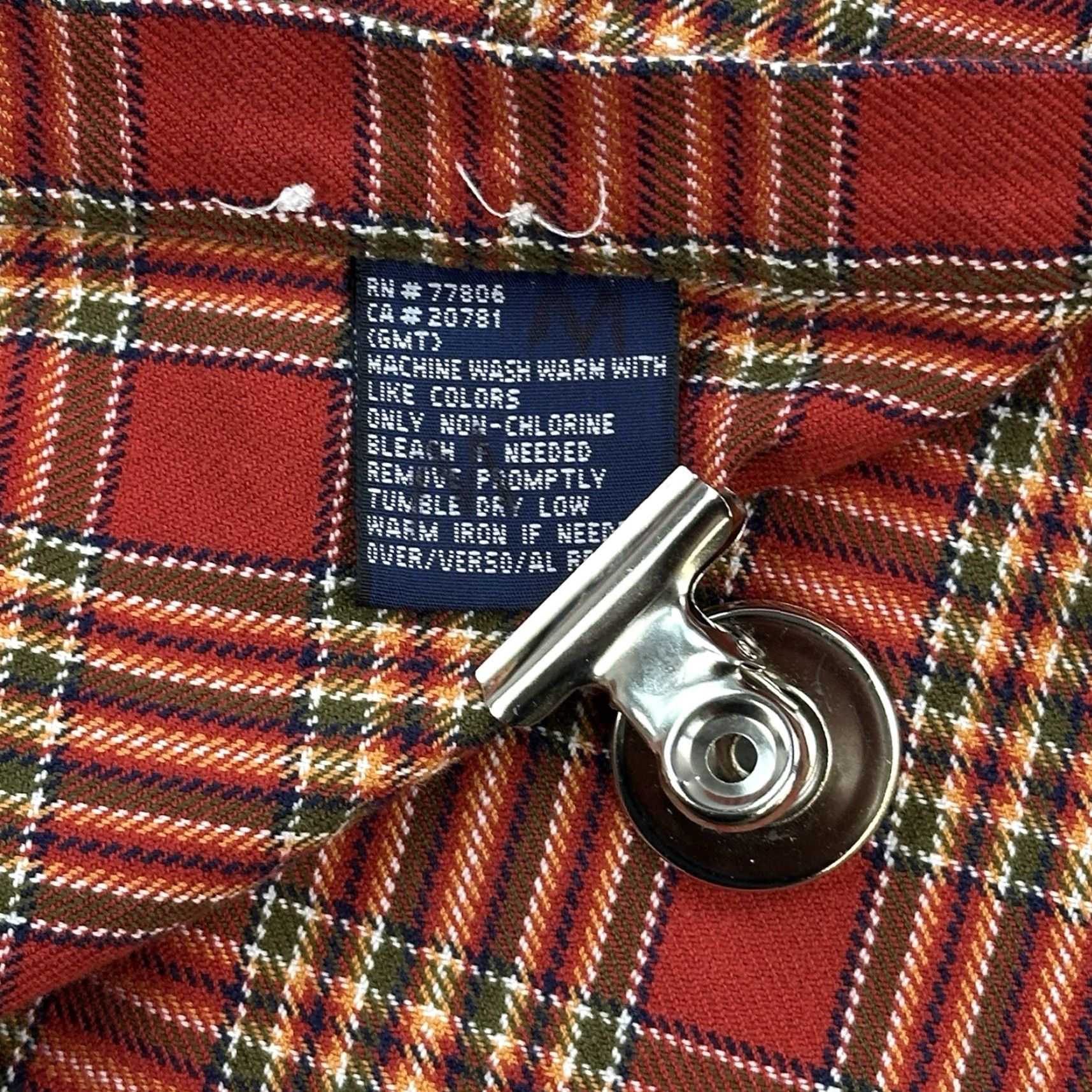 Tommy Hilfiger VINTAGE Tommy Hilfiger Shirt Mens L Plaid Heavyweight Flannel Crest Logo Size US L / EU 52-54 / 3 - 7 Thumbnail