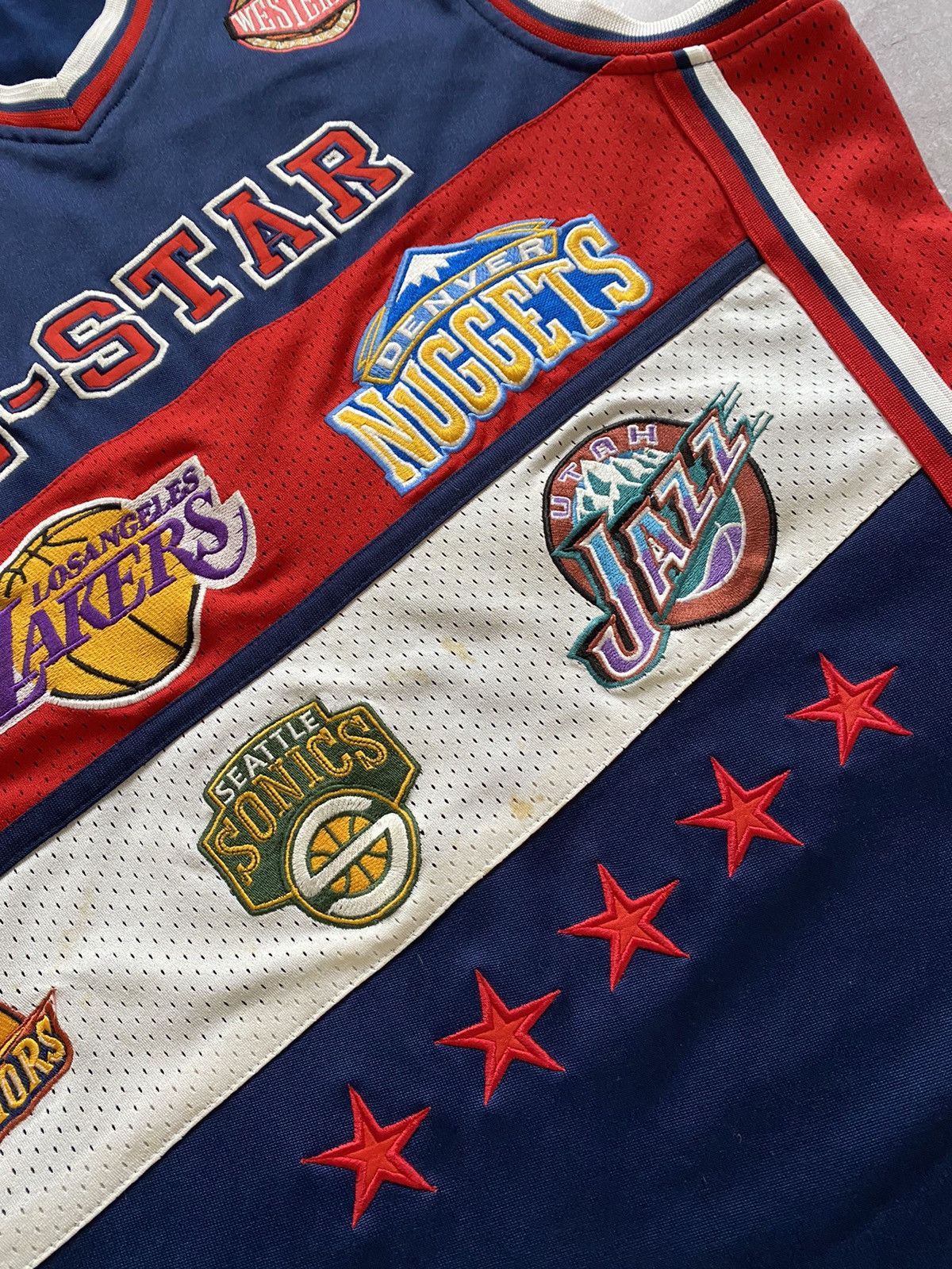 NBA NBA All-Star Game Western Conference 2004 Basketball Jersey Size US XL / EU 56 / 4 - 19 Thumbnail