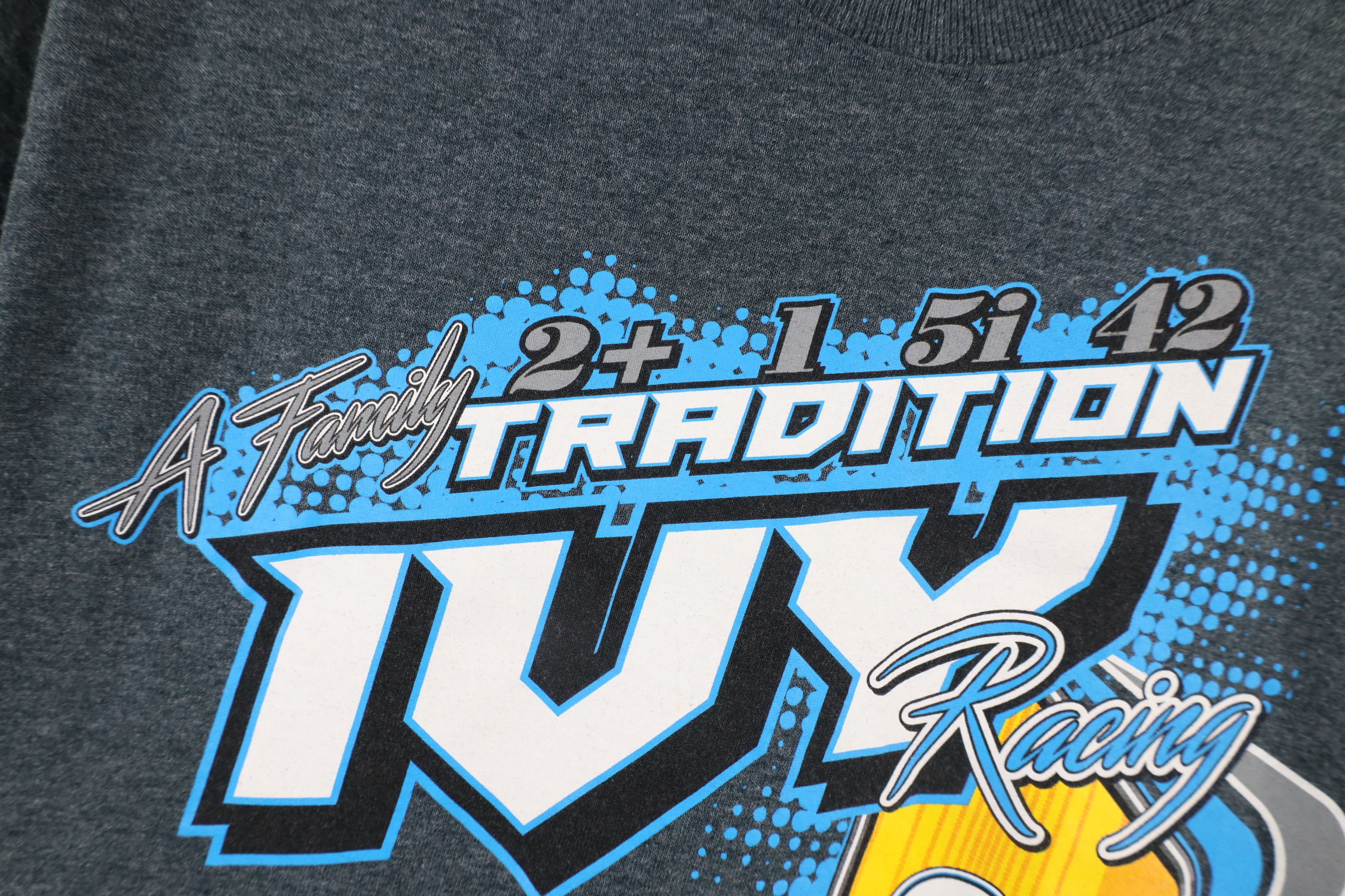 Vintage Y2K Streetwear John and Kelsey Ivy Racing T-Shirt Gray Size M / US 6-8 / IT 42-44 - 5 Thumbnail