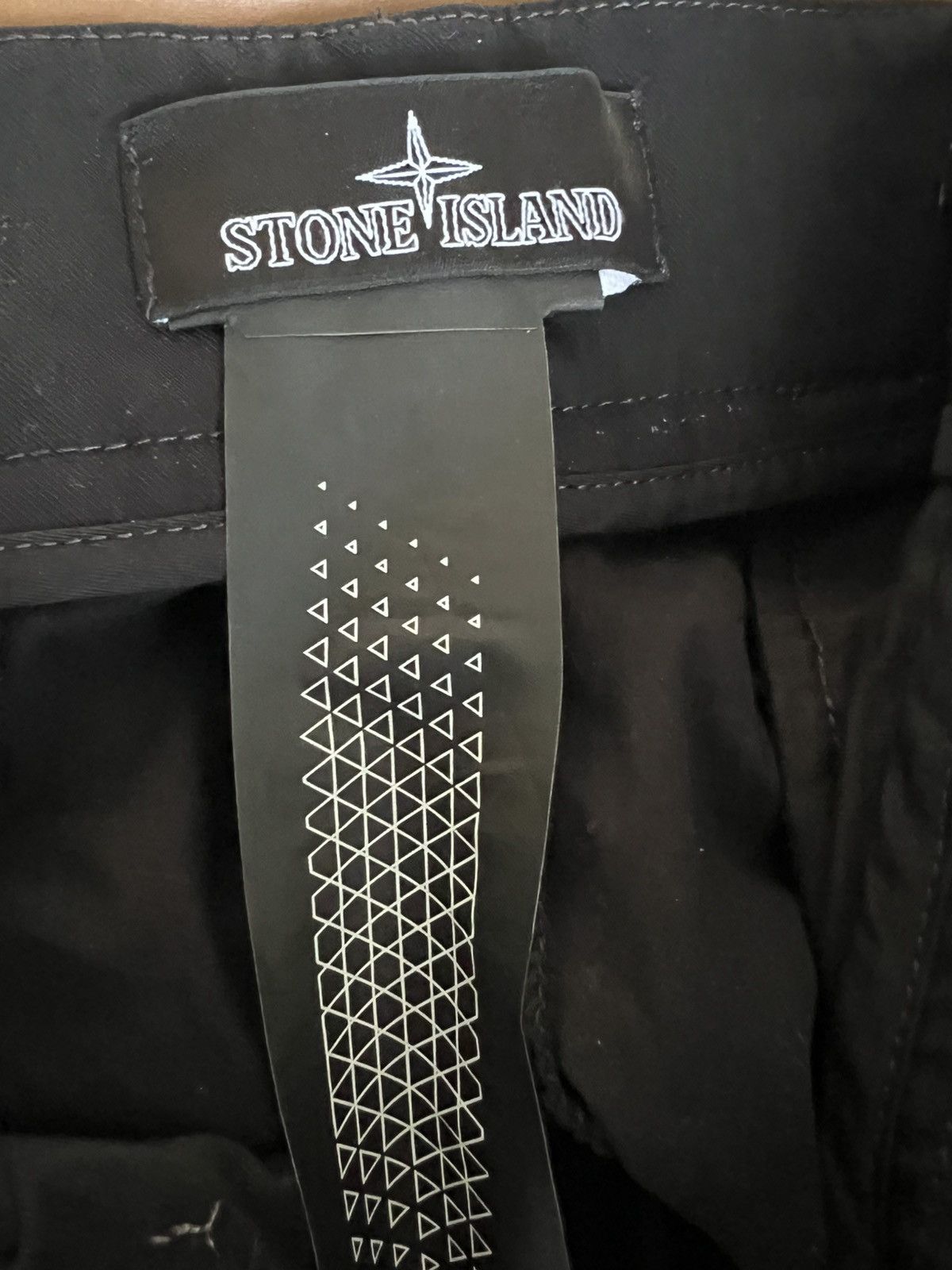 Stone Island Shadow Project STONE ISLAND SHADOW PROJECT Shadow Cargo Pants Black Sz IT54 Size US 38 / EU 54 - 3 Thumbnail