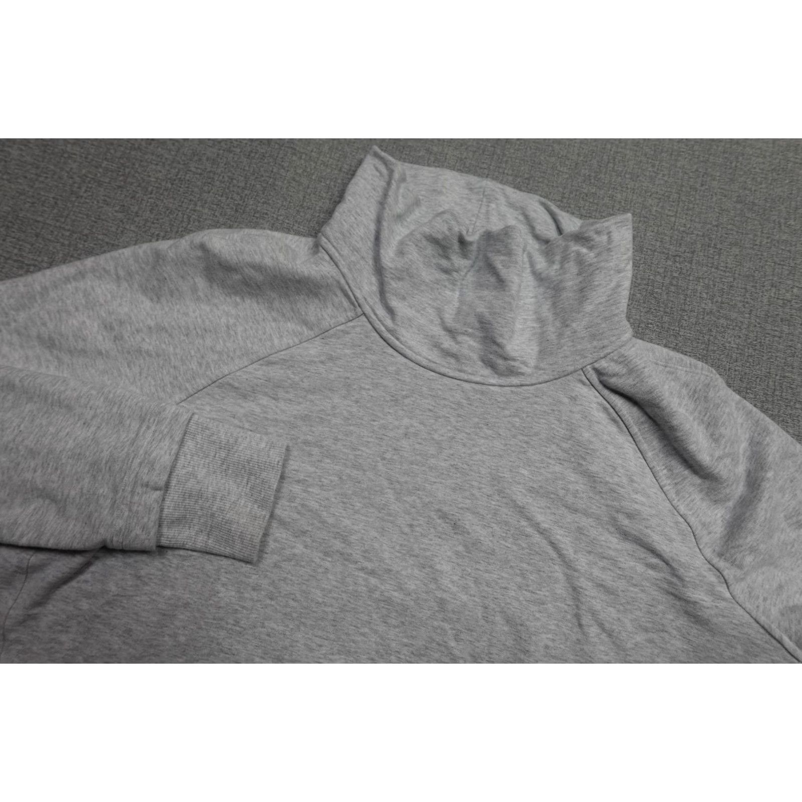 Lululemon Lululemon Sweatshirt Womens Medium Gray Pullover Cowl Neck Raglan Polo? (Oops) Size M / US 6-8 / IT 42-44 - 2 Thumbnail