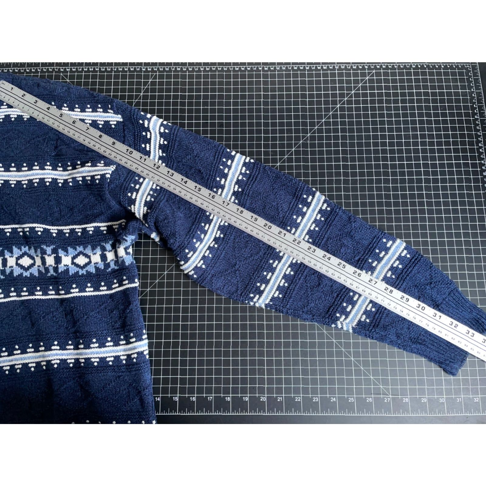 Jantzen VINTAGE Jantzen Sweater Men's XL Dark Blue Aztec Stripe Geometric Knit Crew Neck Pullover Heavyweight Cotton 90s Tribal Retro Casual Size US XL / EU 56 / 4 - 7 Thumbnail