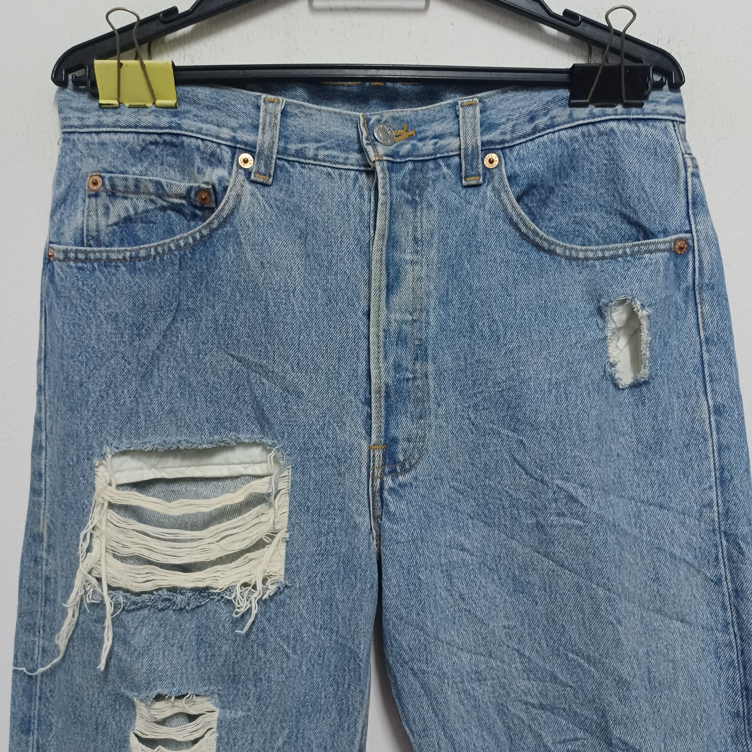 Levi's × Levi's Vintage Clothing VINTAGE 90' LEVIS 501 USA DISTRESSED JEANS Size US 33 - 3 Thumbnail
