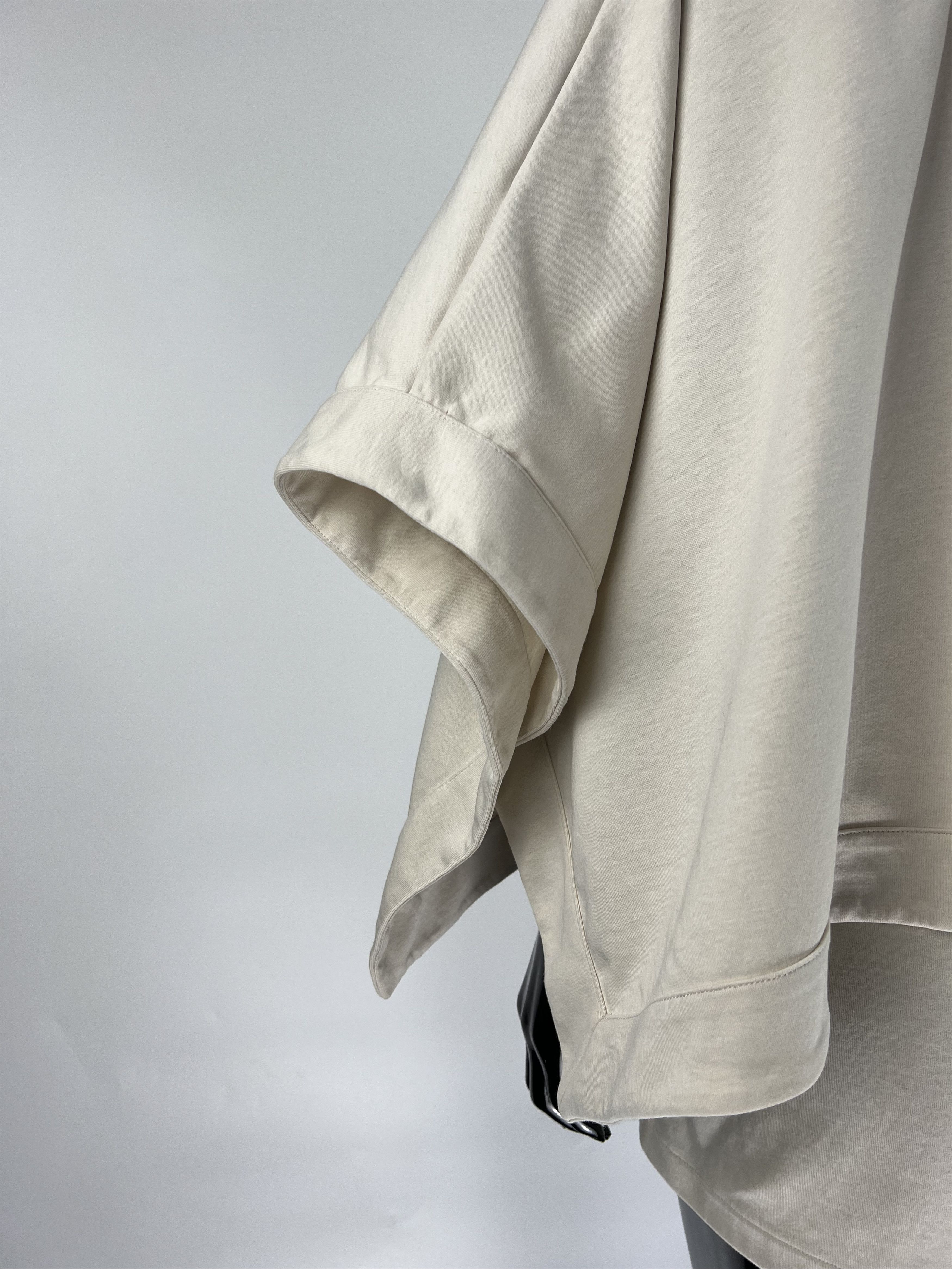 Cos COS Ivory Poncho Size L Size L / US 10 / IT 46 - 4 Thumbnail
