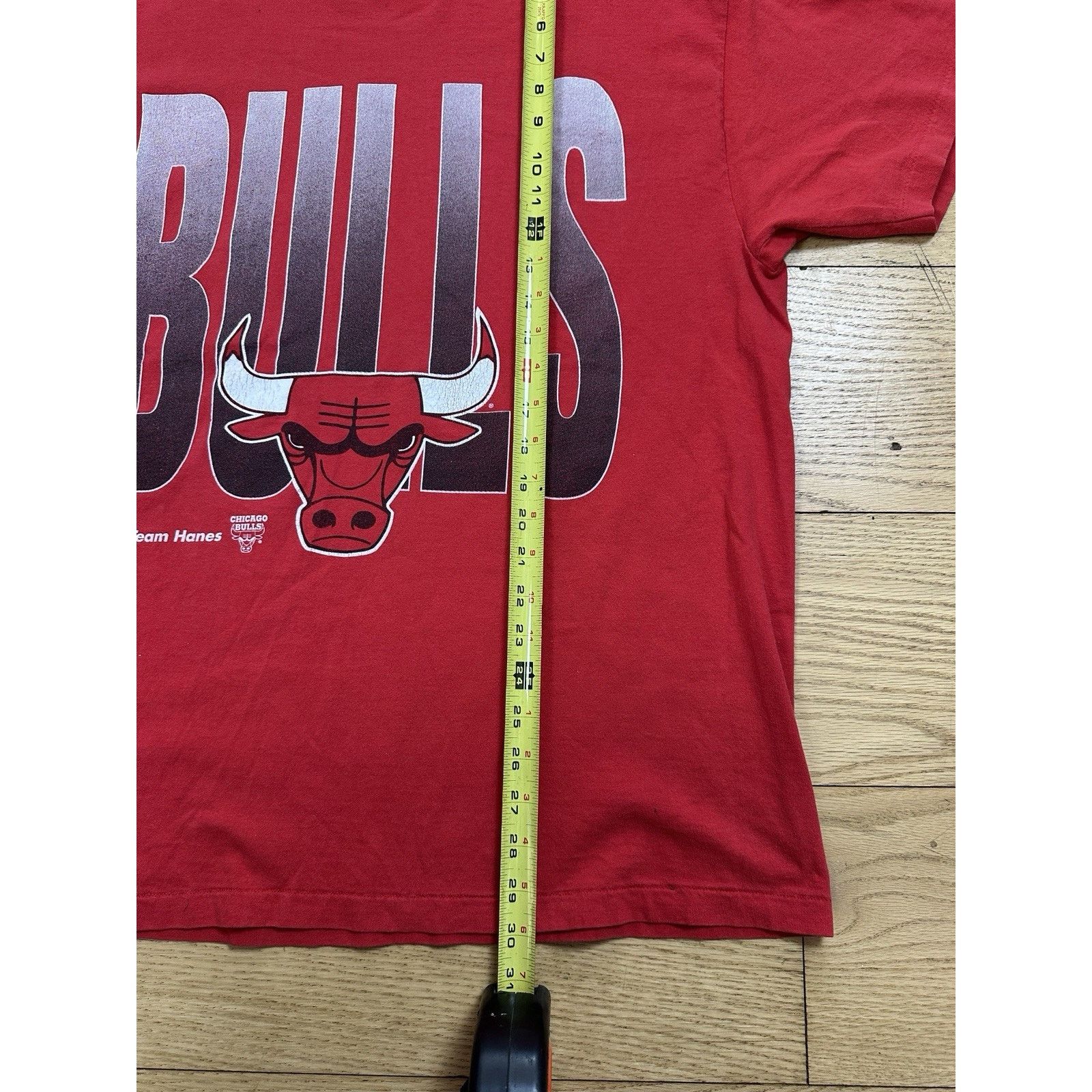 Hanes × NBA × Vintage Vintag 90s NBA Chicago Bulls T-shirt Size US XL / EU 56 / 4 - 5 Thumbnail