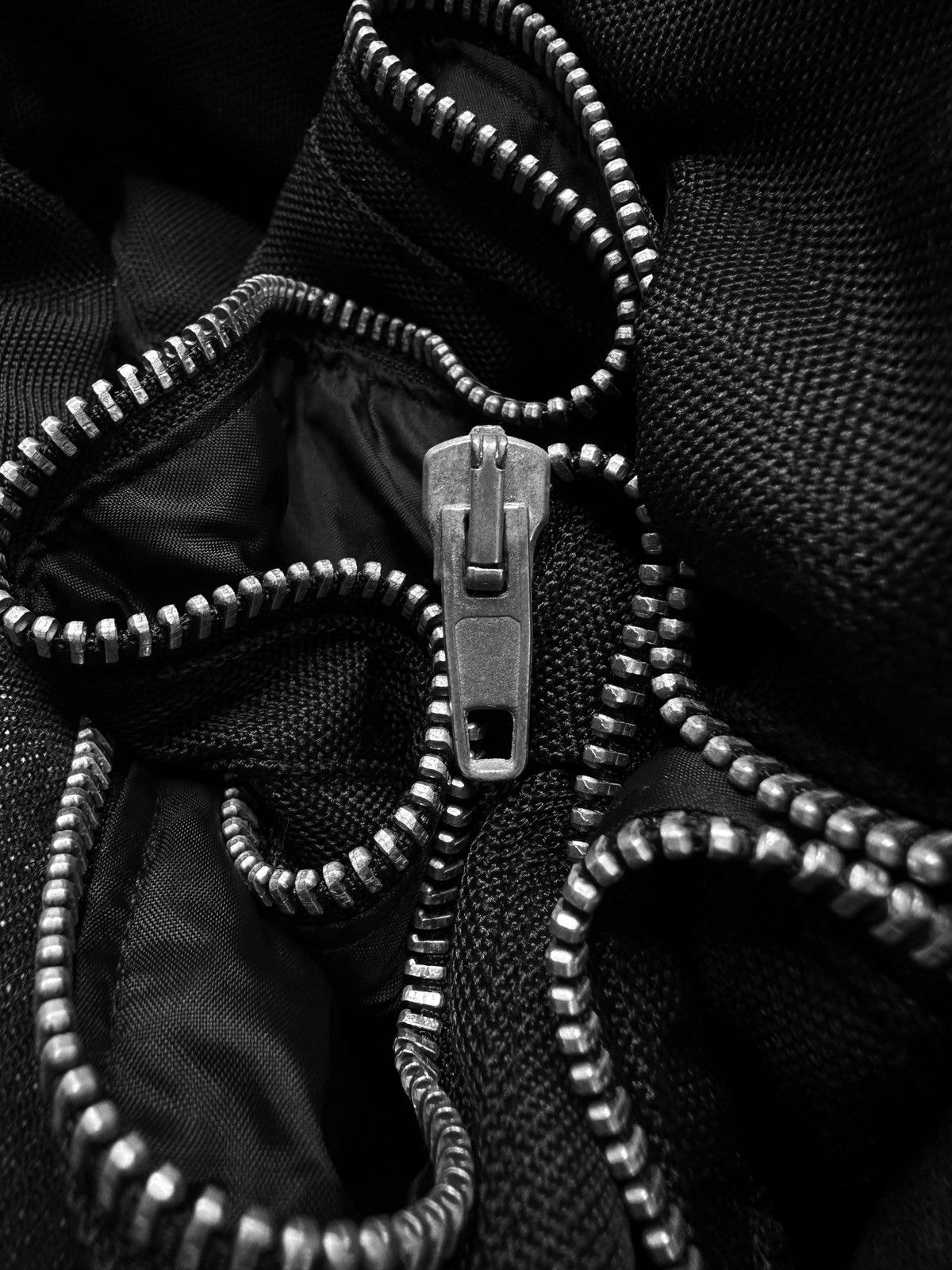 Helmut Lang AW98 Helmut Lang Ballistic Multi Pocket Zippered Cargo Vest Size US M / EU 48-50 / 2 - 2 Thumbnail