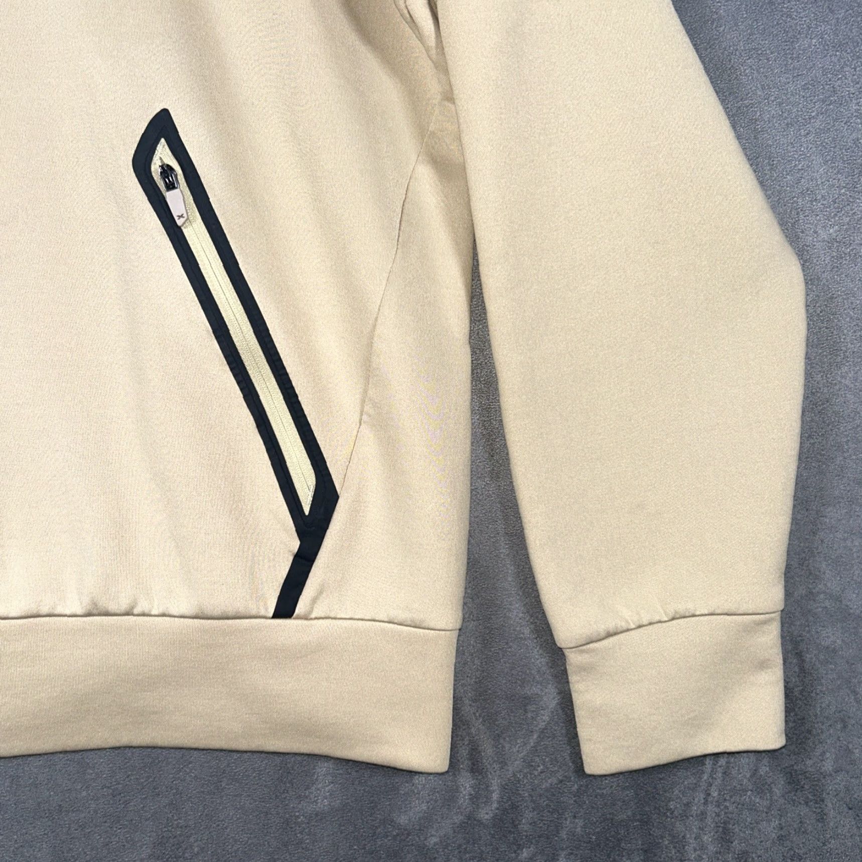 RLX Ralph Lauren RLX Ralph Lauren Technical Knitwear Sweatshirt Pullover Crew Neck Zip Pockets M Beige Men's Regular Moisture Wicking Performance Golf Hiking Walking Size US M / EU 48-50 / 2 - 4 Thumbnail