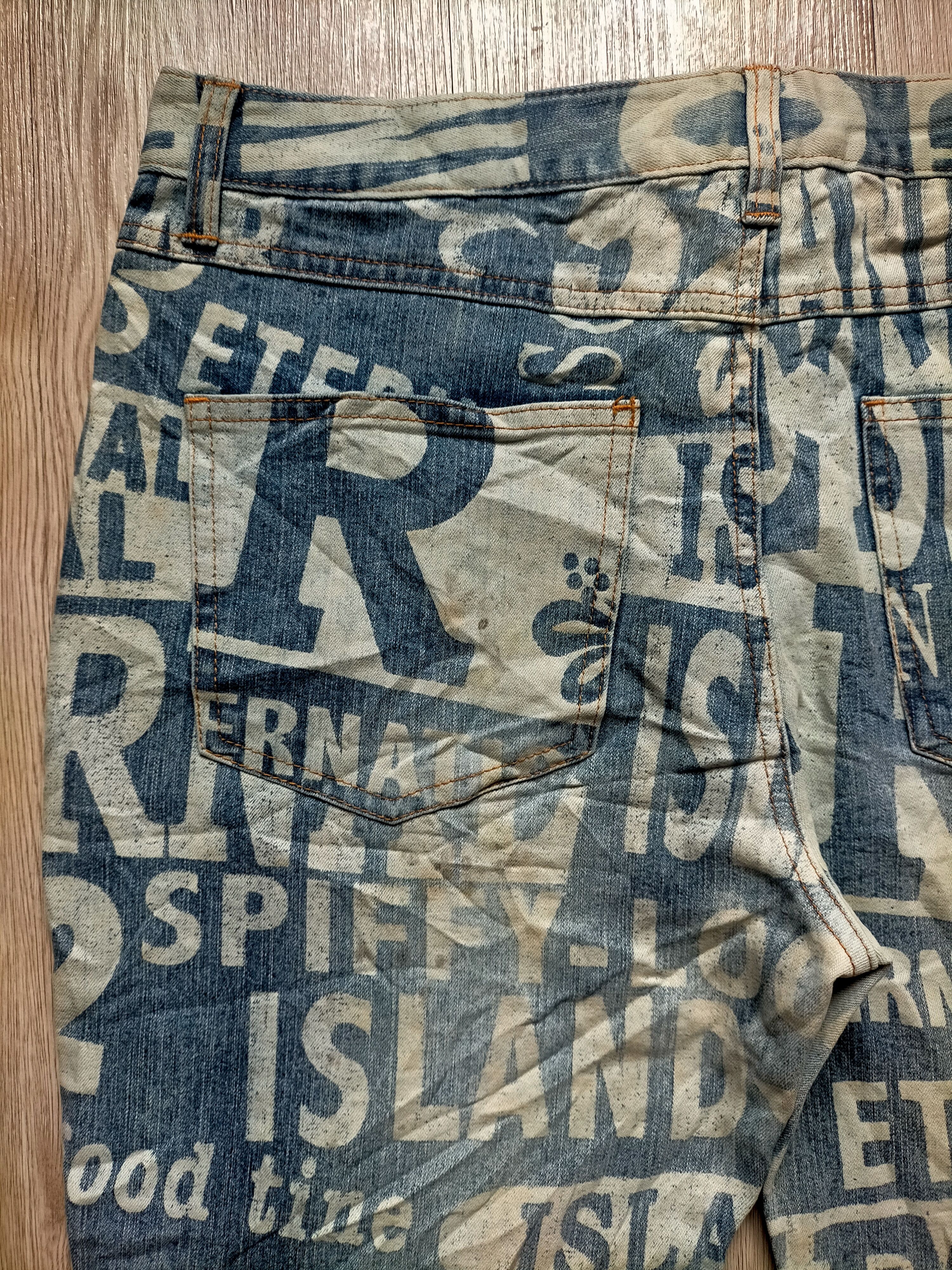 Hysteric Glamour Flare Jeans Jouer Aux Echecs OverPrint Button Boot cut Size US 34 / EU 50 - 13 Thumbnail