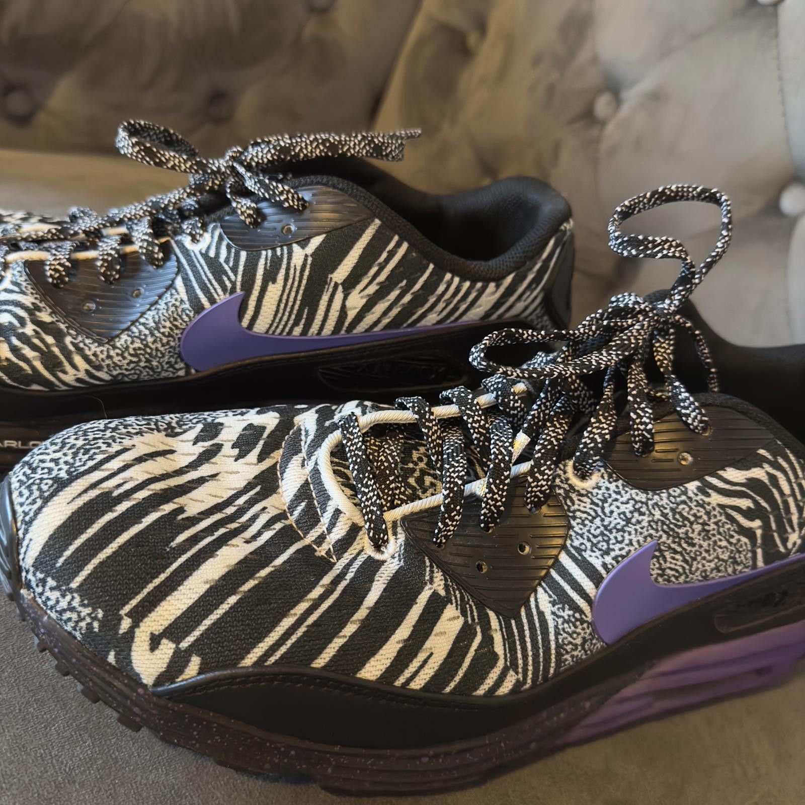 Nike Nike CUSTOM ! Air Max Running Shoes - Bold Zebra Print Size US 12.5 / EU 45-46 - 2 Thumbnail