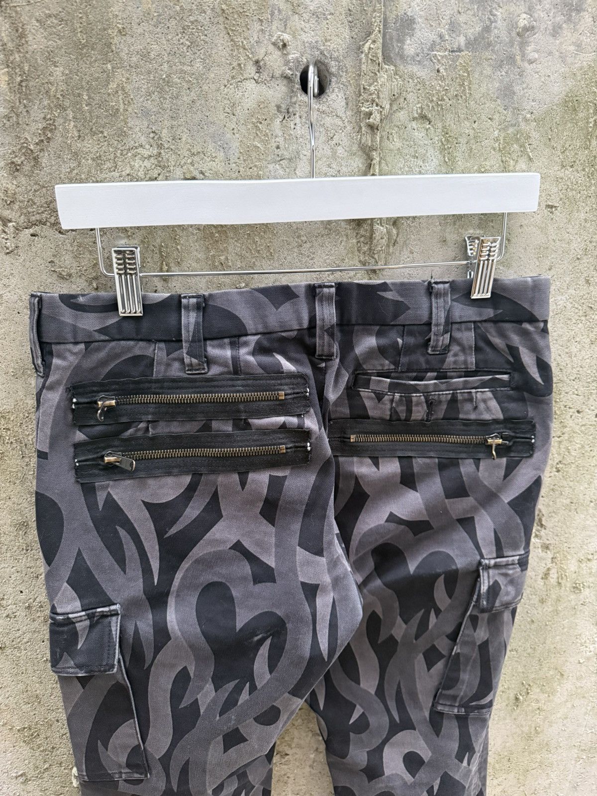 Number (N)ine AW05 Number (N)ine Tribal Camo Cargo Pants Size US 32 / EU 48 - 5 Thumbnail