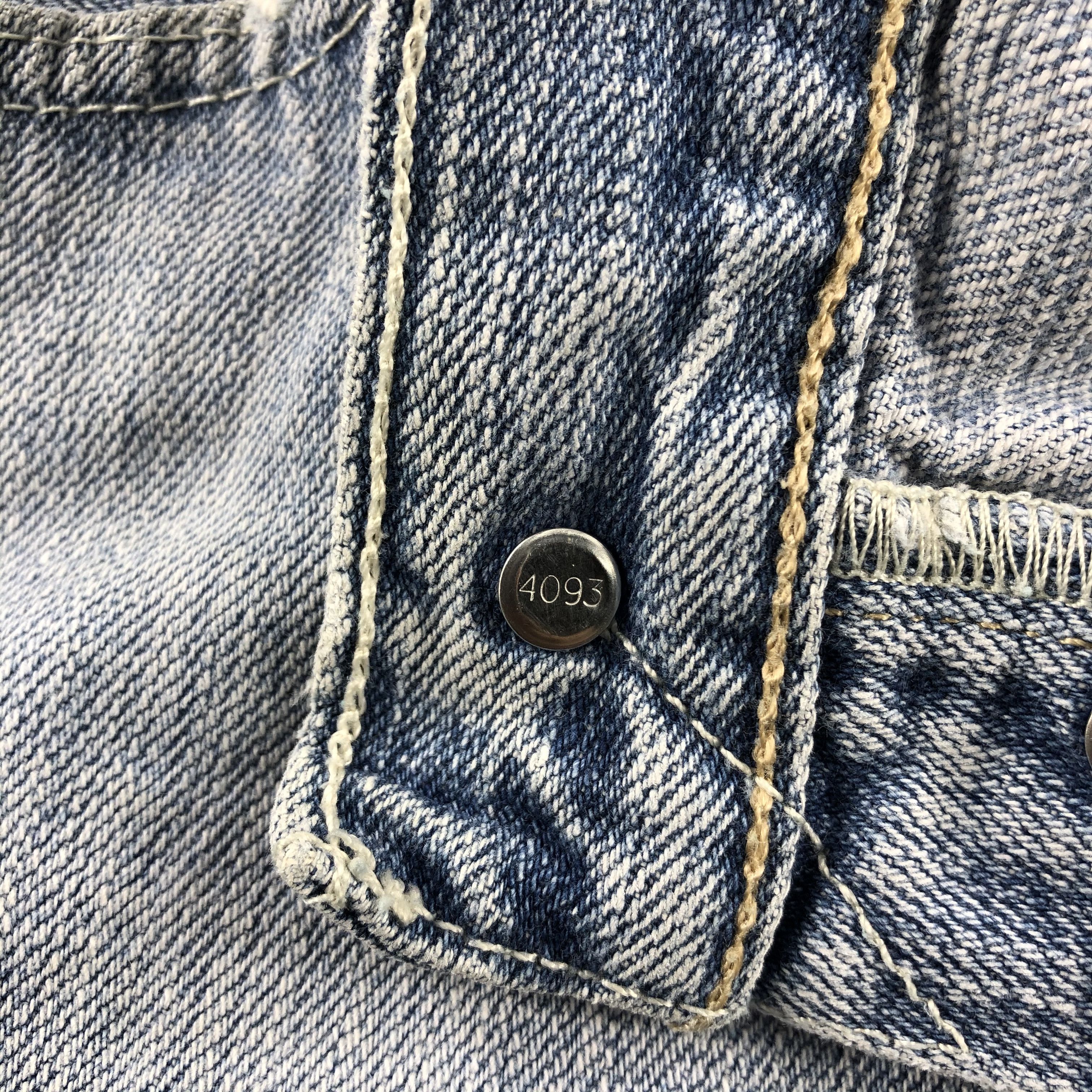 Levi's Vintage Levi's 501 Jeans Medium Wash Denim KJ322 Size US 36 / EU 52 - 9 Thumbnail