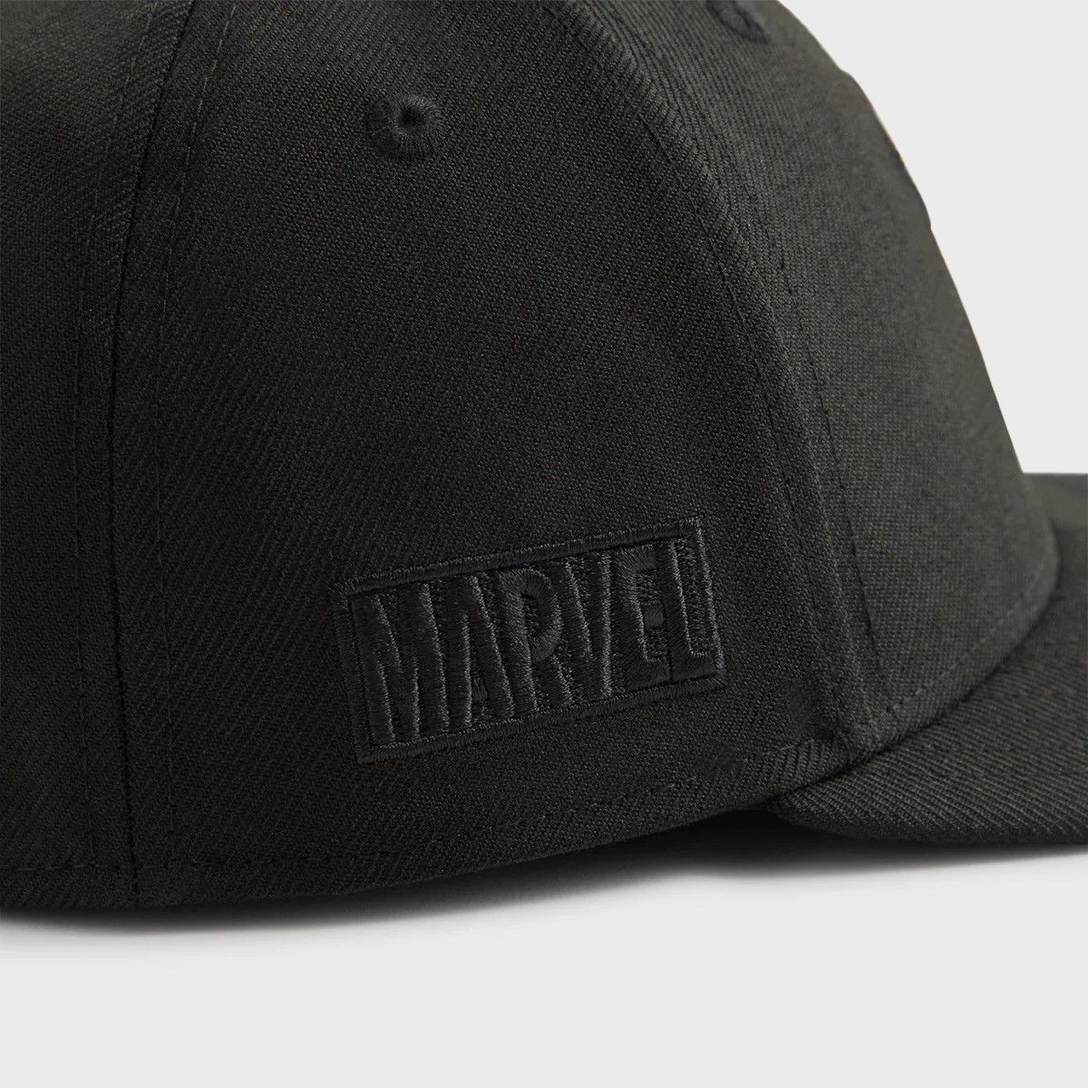 [Size 8] Marvel Kith New Era Iron Man Fitted Hit