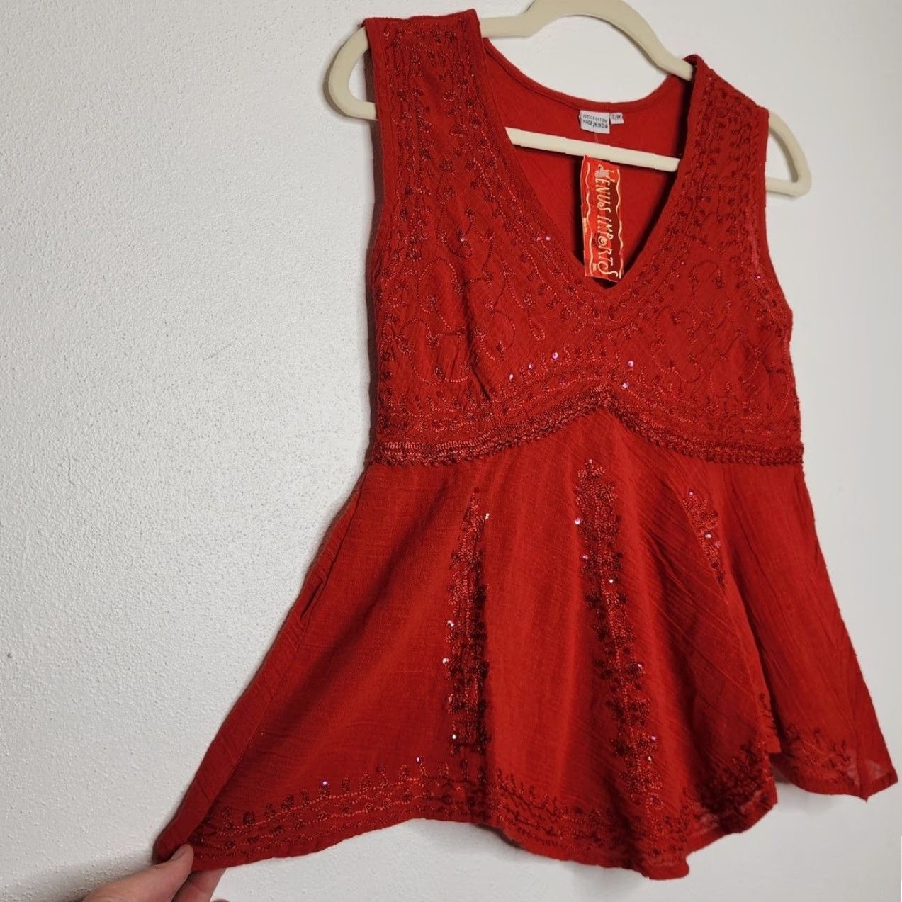 Venus VINTAGE Venus Imports S/M Red Tank Top Asymmetrical Hem Beaded Sequence NWT Womens Tank S/M Red Venus Imports 90s Y2K Modern Vintage Style Size S / US 4 / IT 40 - 4 Thumbnail