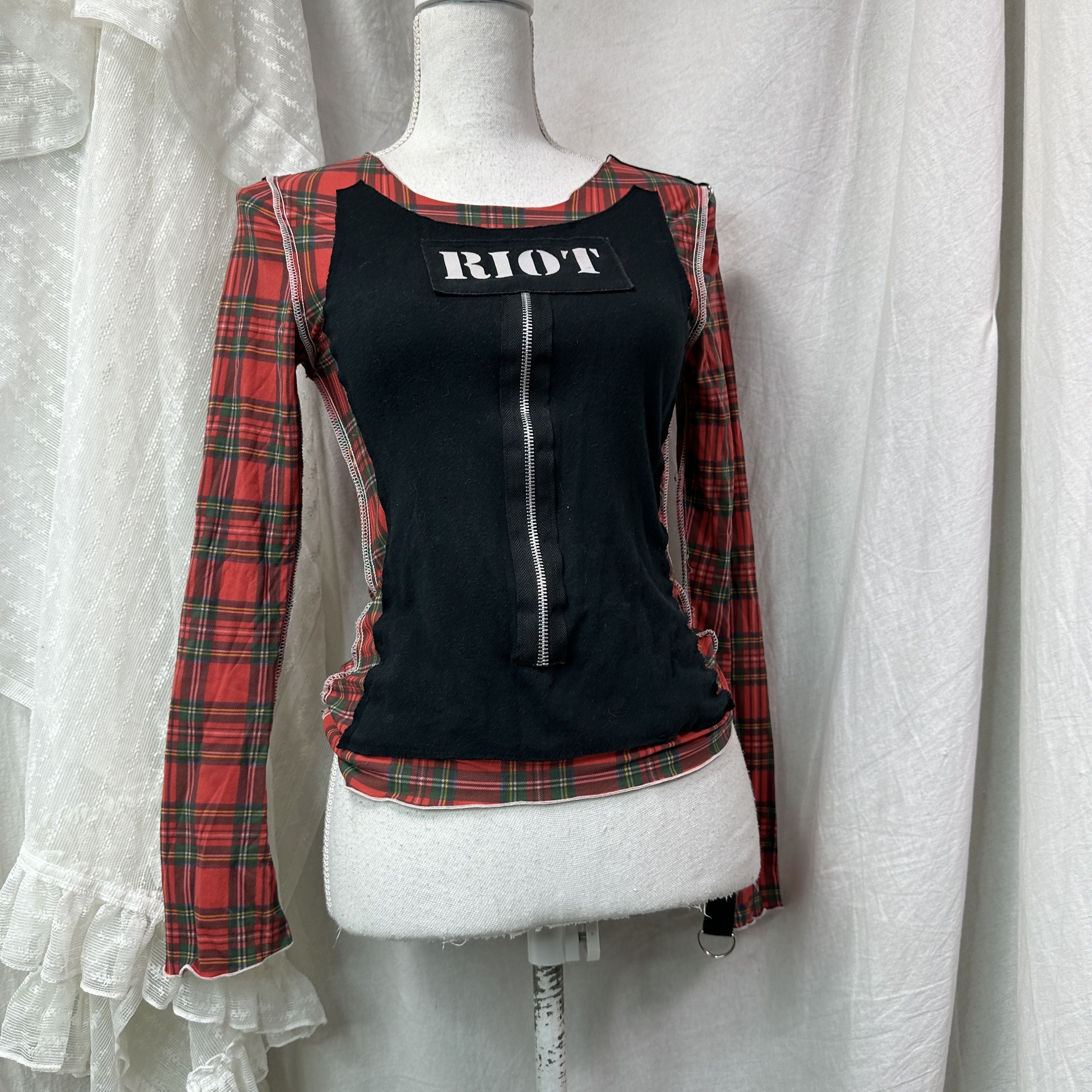 Vintage Vintage Avant Garde Tartan Riot Punk Meshtop 00s Size S / US 4 / IT 40 - 5 Thumbnail