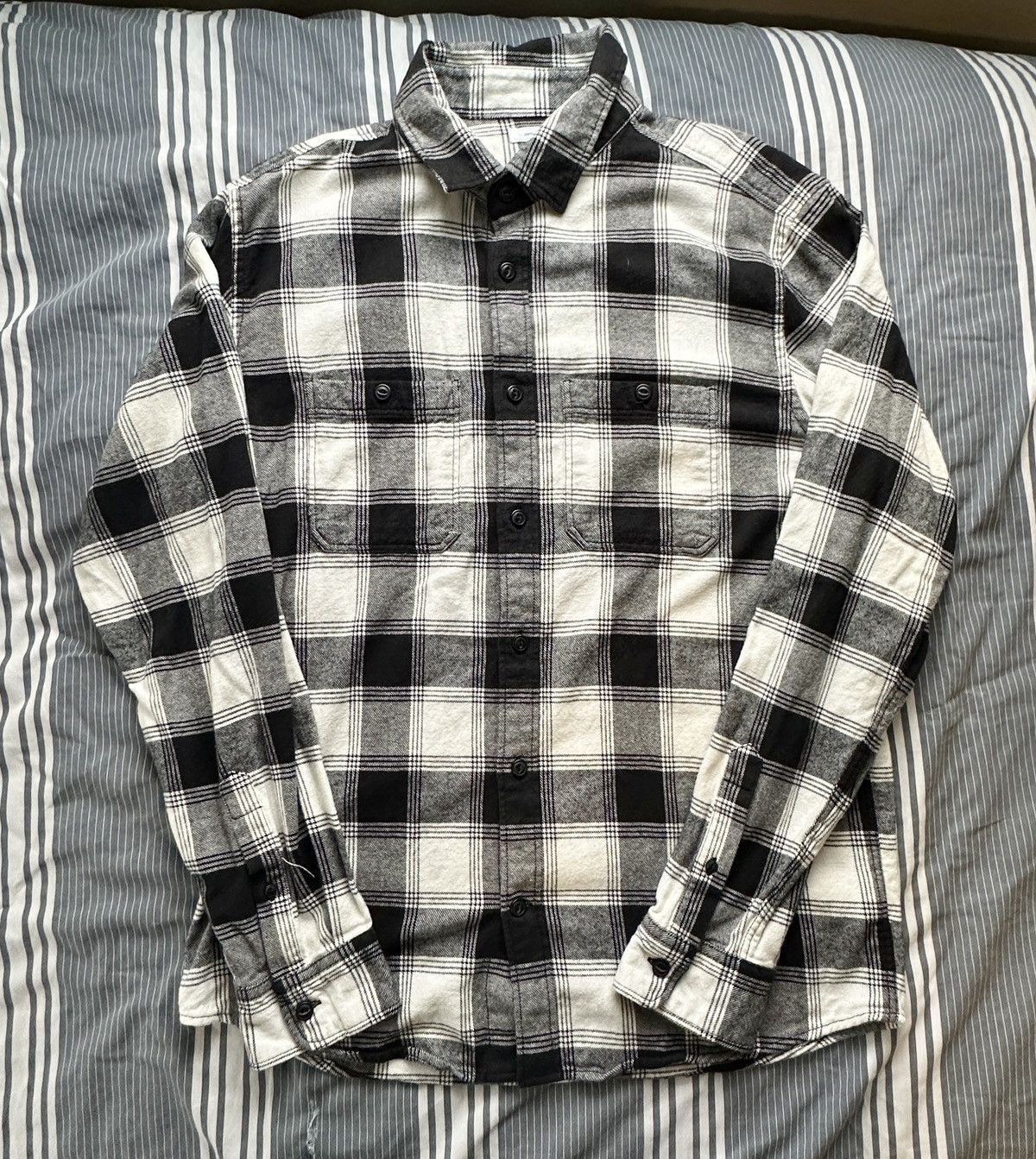 Gap Black and White Gap Flannel Size US M / EU 48-50 / 2 - 1 Thumbnail