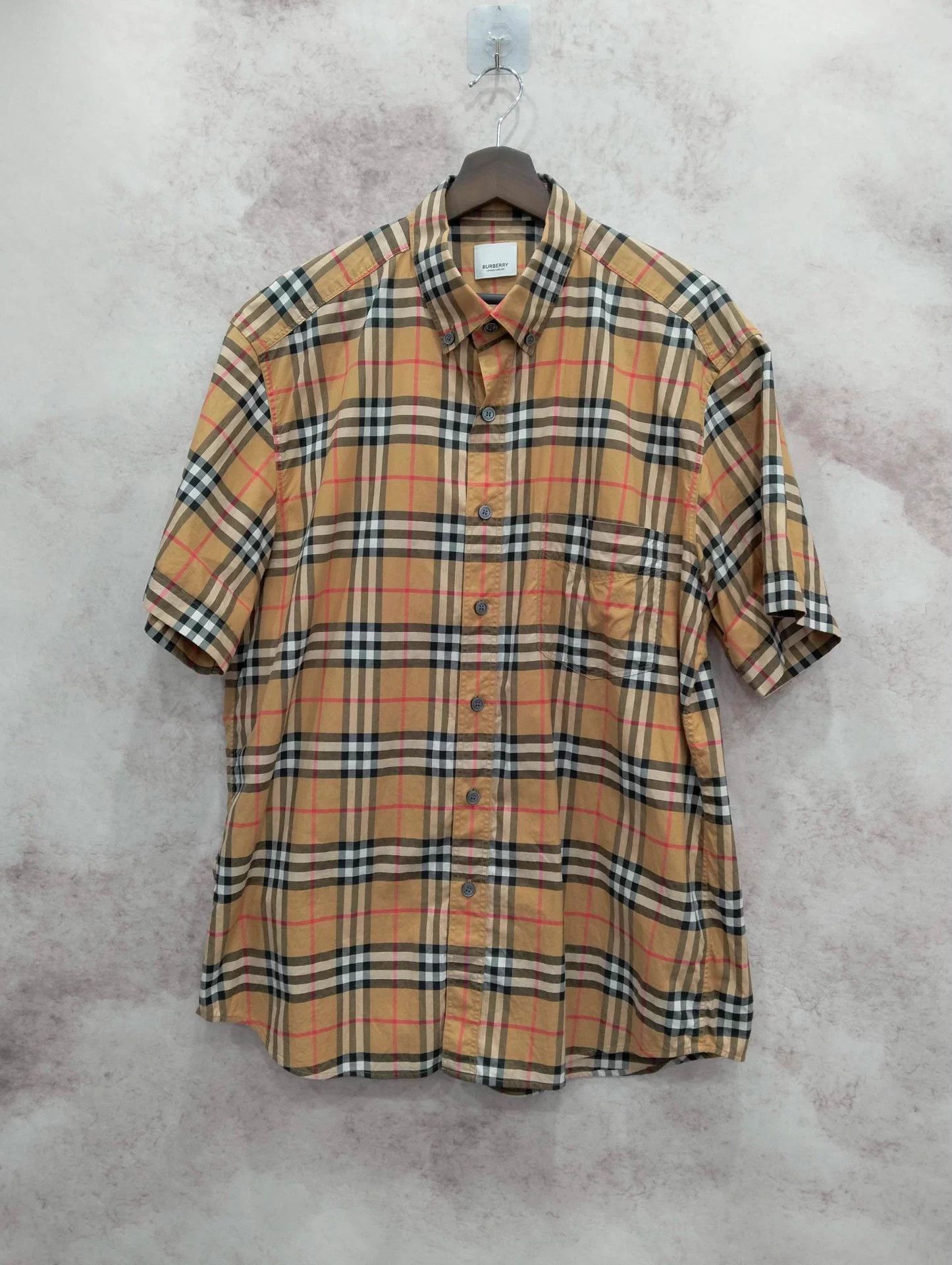Burberry BURBERRY XL SHIRT Size US XL / EU 56 / 4 - 1 Thumbnail