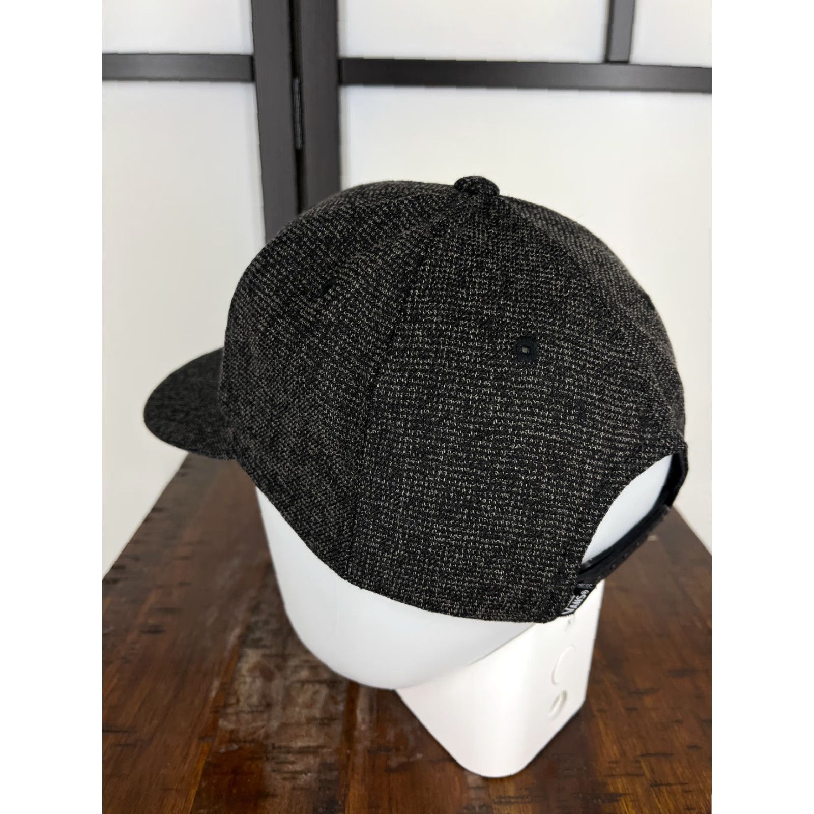 Vans VANS Hat Cap Snap Back Adult One Size Gray 90s Classic Sports Skateboard Casual Travel Men Beanie? Size ONE SIZE - 5 Thumbnail