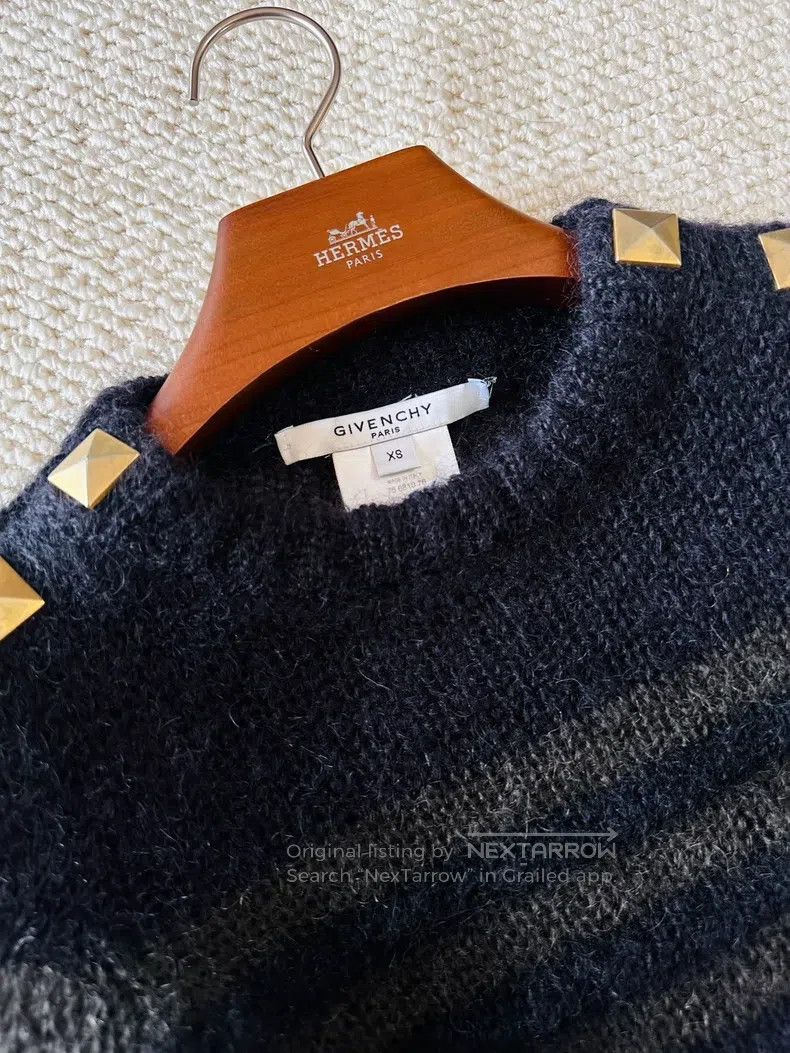 Givenchy Givenchy Star-studded Sweet and Cool Style Crewneck Stripe Size US XS / EU 42 / 0 - 9 Thumbnail