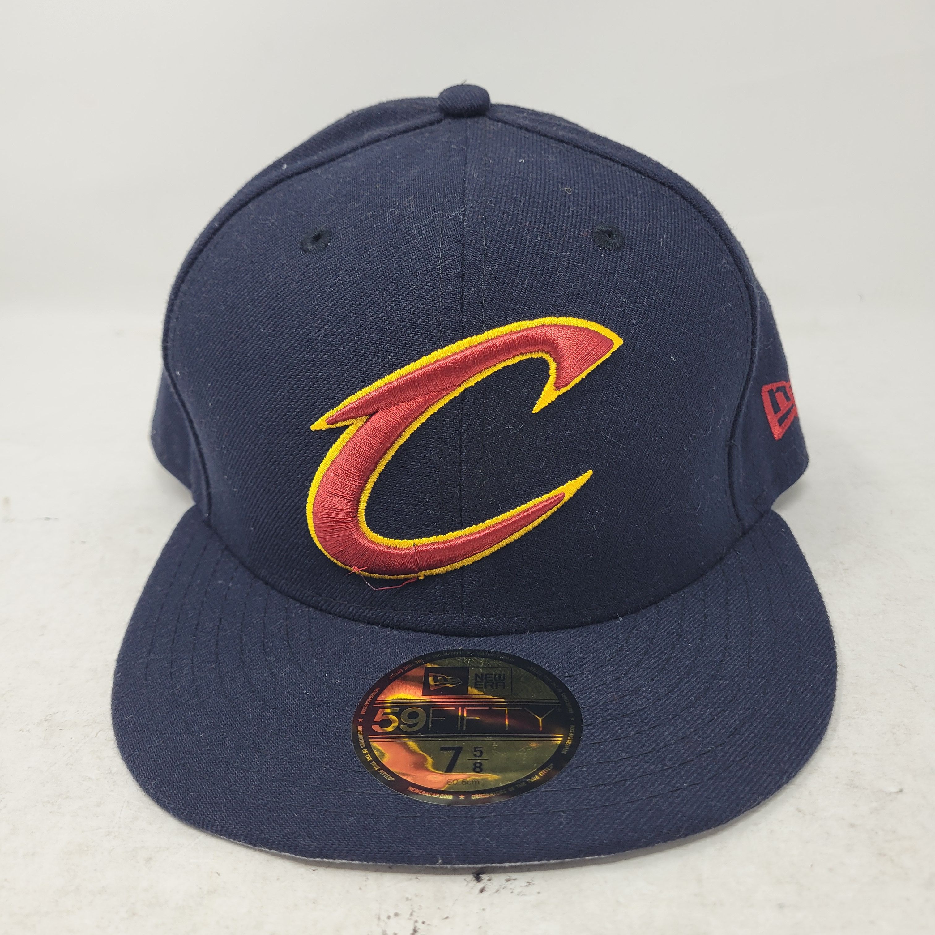 NBA × New Era New Era Cleveland Cavaliers CAVS Navy Blue Fitted Hat 7 5/8 Size ONE SIZE - 1 Thumbnail