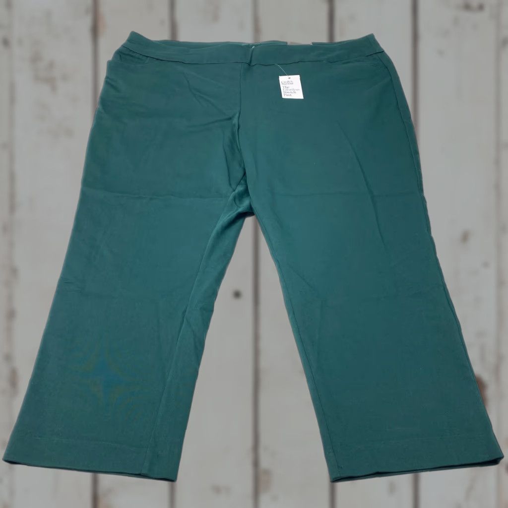 Croft & Barrow NWT Croft & Barrow Effortless Stretch Pants Womens 24W Short Green Straight Leg Size 42" / US 20 - 1 Thumbnail