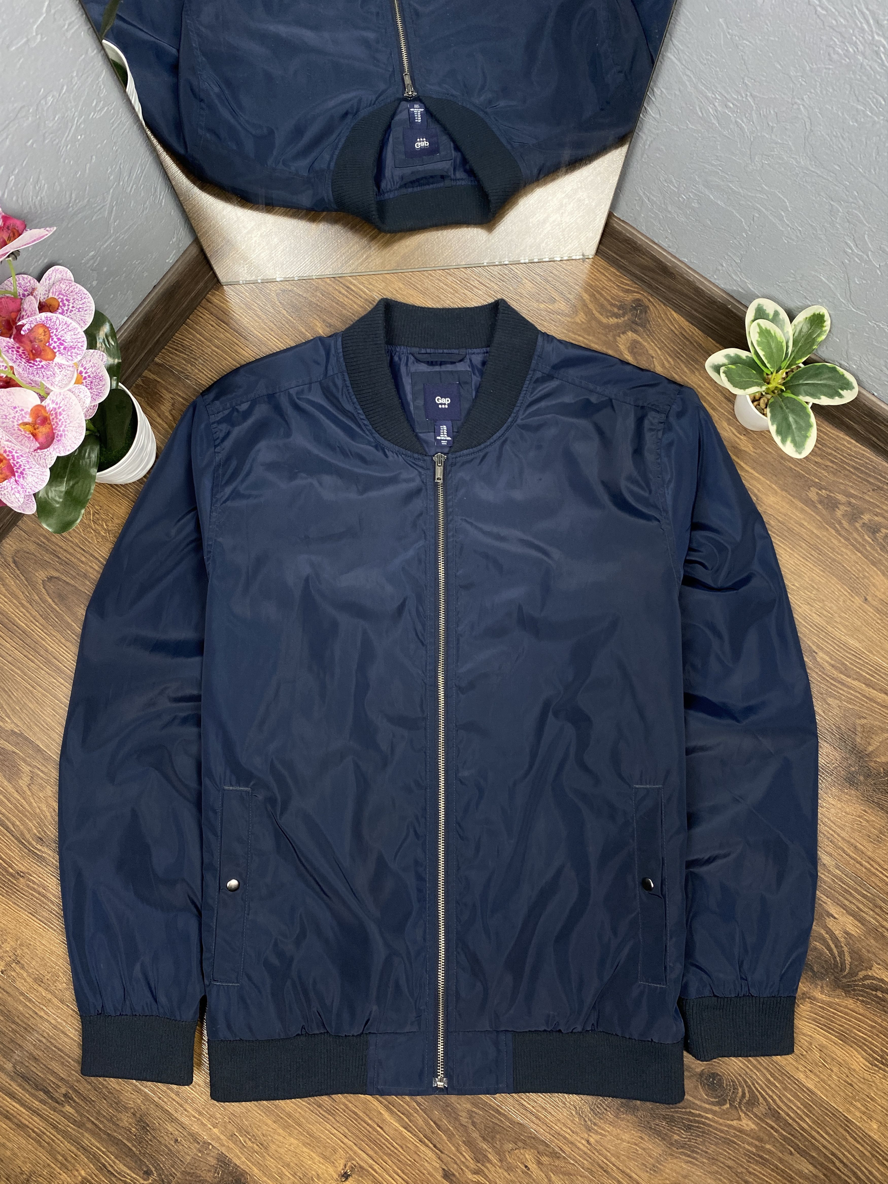 Gap Gap Vintage Mens Nylon Bomber Jacket Size US XL / EU 56 / 4 - 1 Thumbnail