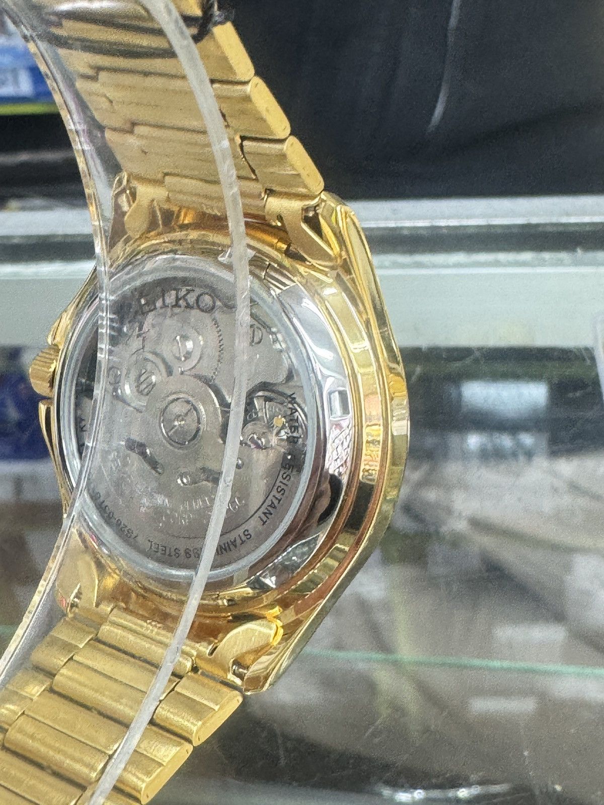 Seiko Seiko Men's Seiko 5 Automatic Gold Dial Size 40 - 6 Thumbnail