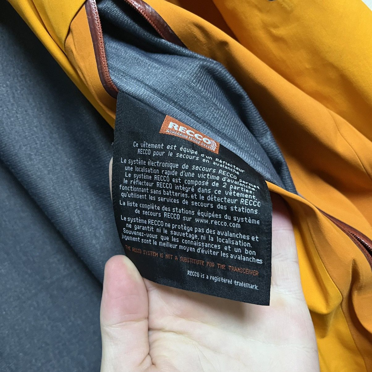 Arc'teryx Men's Arcteryx Beta Gore-Tex Jacket Recco Gorpcore Size US L / EU 52-54 / 3 - 19 Thumbnail