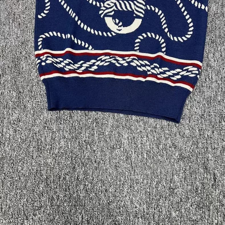 Hermes Hermes Pig Nose Cashmere Silk Short Sleeve Knit Top Size XXS / US 00 / IT 34 - 4 Thumbnail