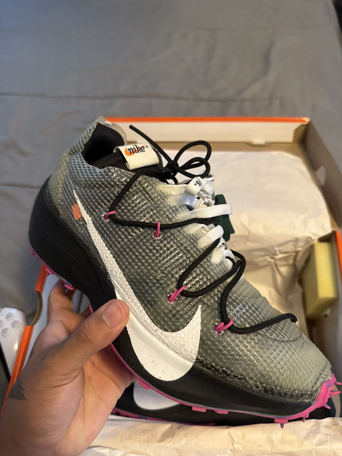 Nike × Off-White Nike x Off-White x Vapor Street “Laser Fuchsia” Size US 10 / EU 43 - 2 Thumbnail