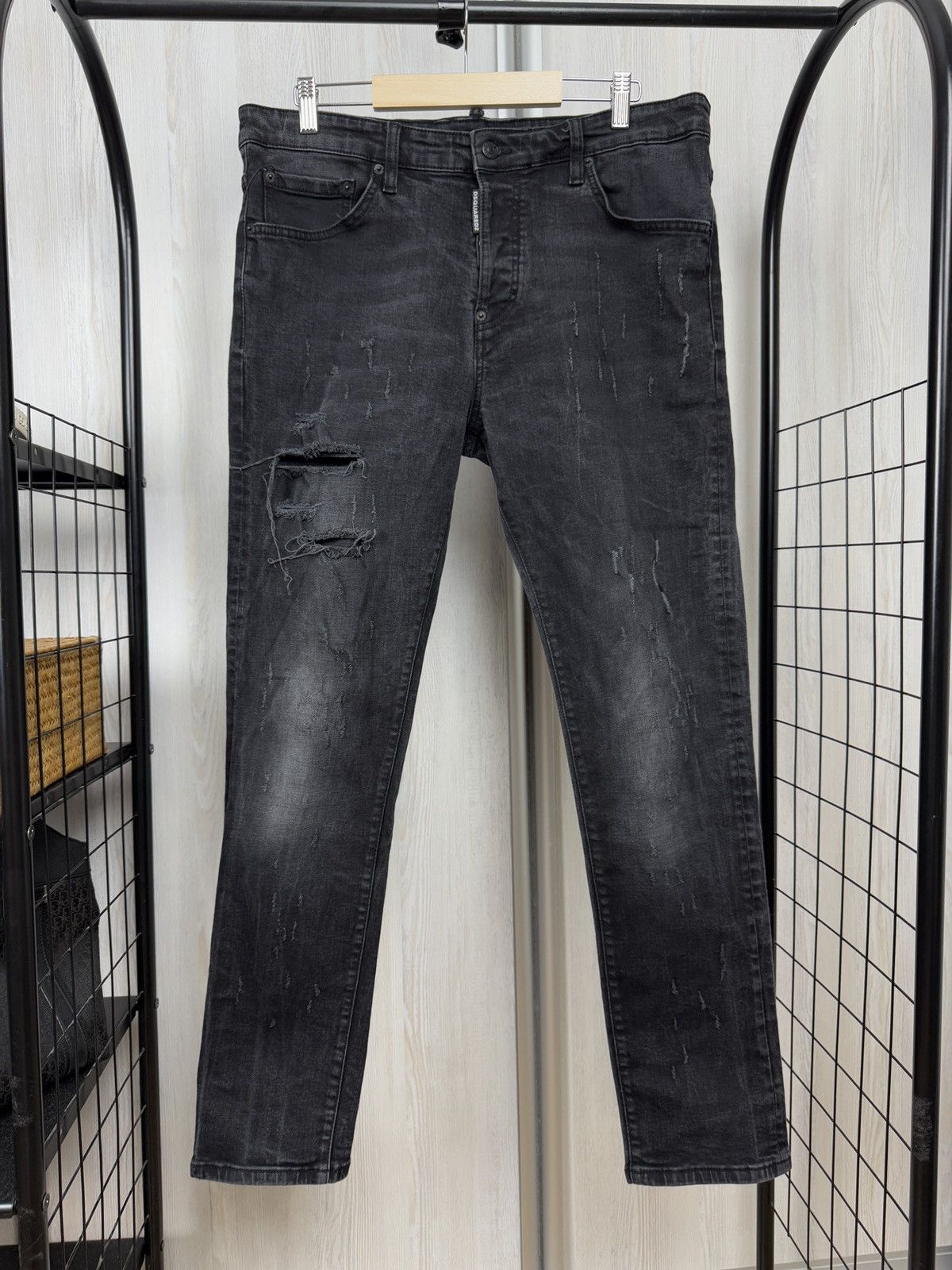 Dsquared2 Dsquared2 black distressed faded denim jeans pants Size US 36 / EU 52 - 2 Thumbnail