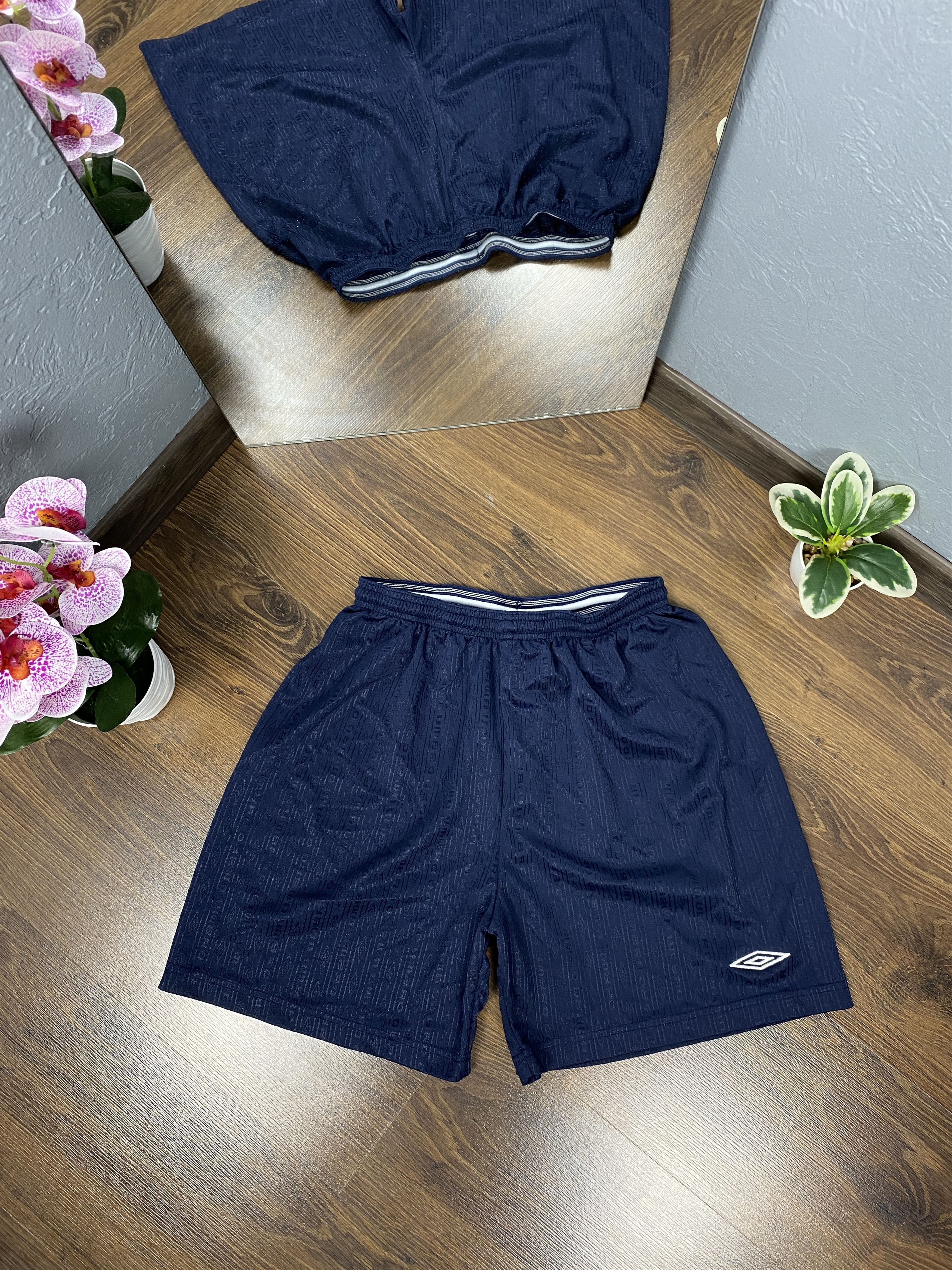 Umbro Umbro vintage monogram shorts y2k Size US 34 / EU 50 - 1 Thumbnail