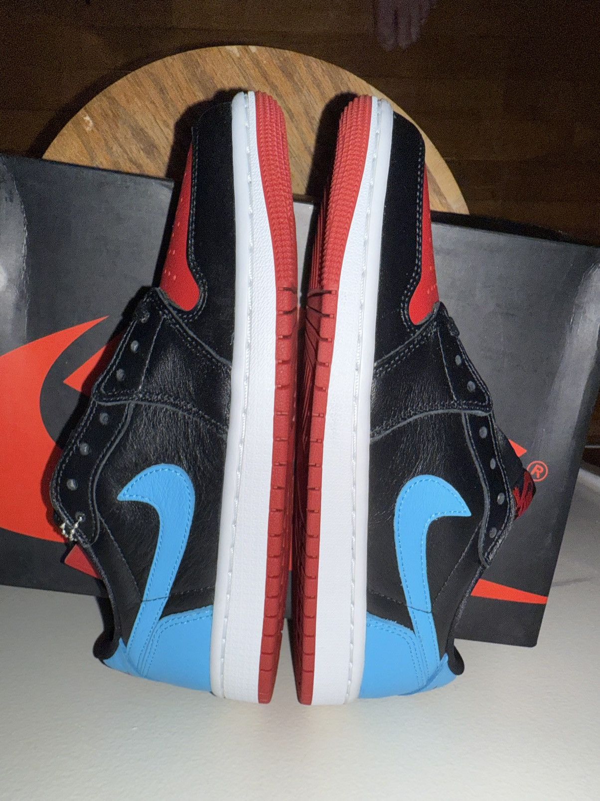 Nike NEW Nike Air Jordan 1 Retro Low UNC to CHICAGO 7w/5.5m w/Box Size US 7 / IT 37 - 11 Thumbnail