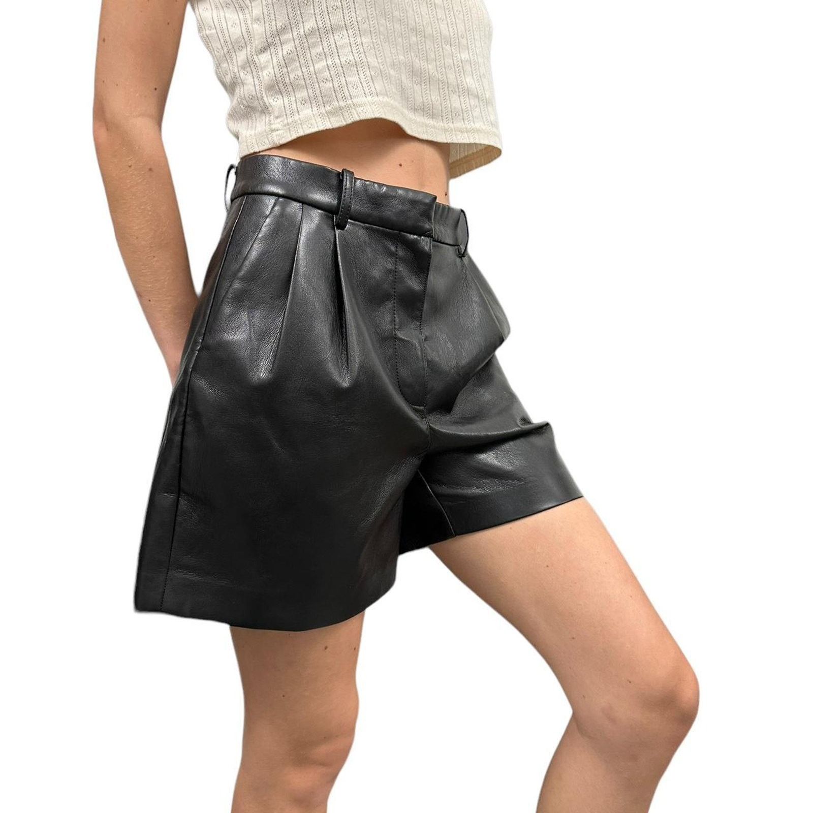 Aritzia Wilfred leather shorts 26x15 Size 25" / US 0 / IT 36 - 4 Thumbnail