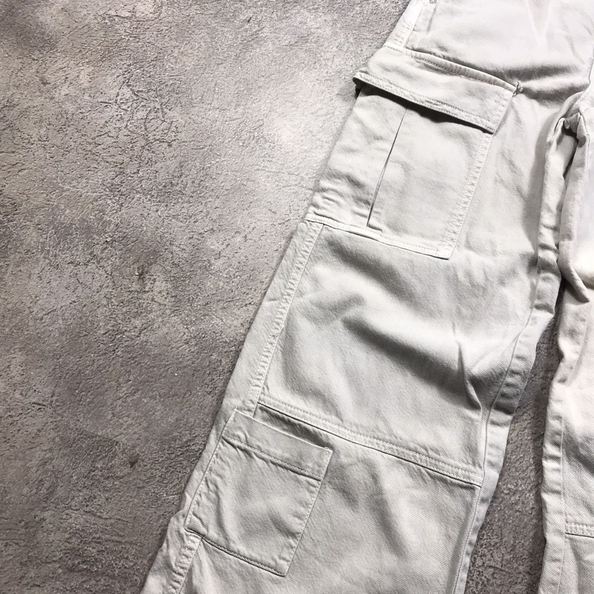 Vintage Vintage 90s Baggy Cargo Pants Washed Khaki Workwear Punk 25 Size 25" / US 0 / IT 36 - 4 Thumbnail