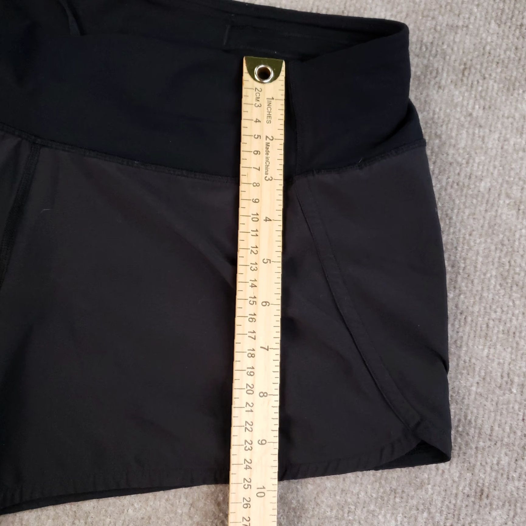 Lululemon Lululemon Run Speed Shorts Womens 8 Black Zipper Pocket Drawstring Gym Size 30" / US 8 / IT 44 - 3 Thumbnail