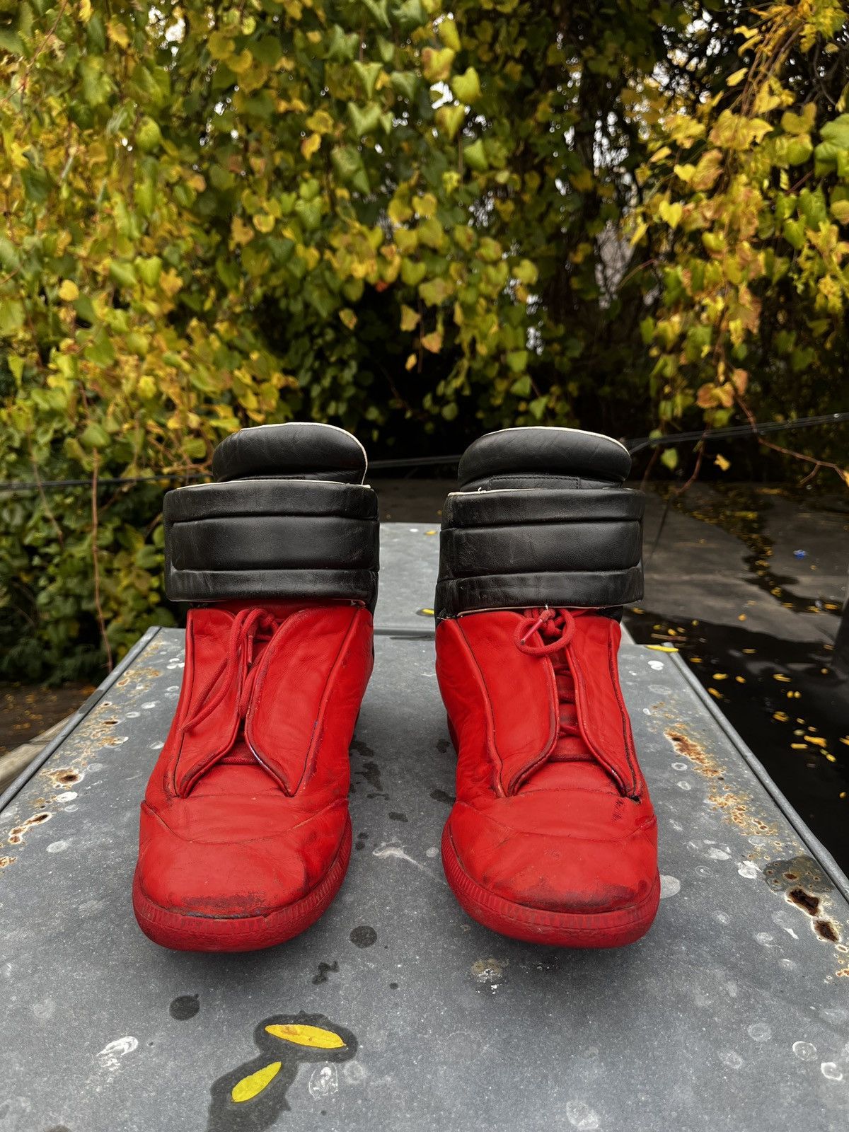 Maison Margiela Maison Margiela Future High ‘Red Black’ Size US 13 / EU 46 - 4 Thumbnail