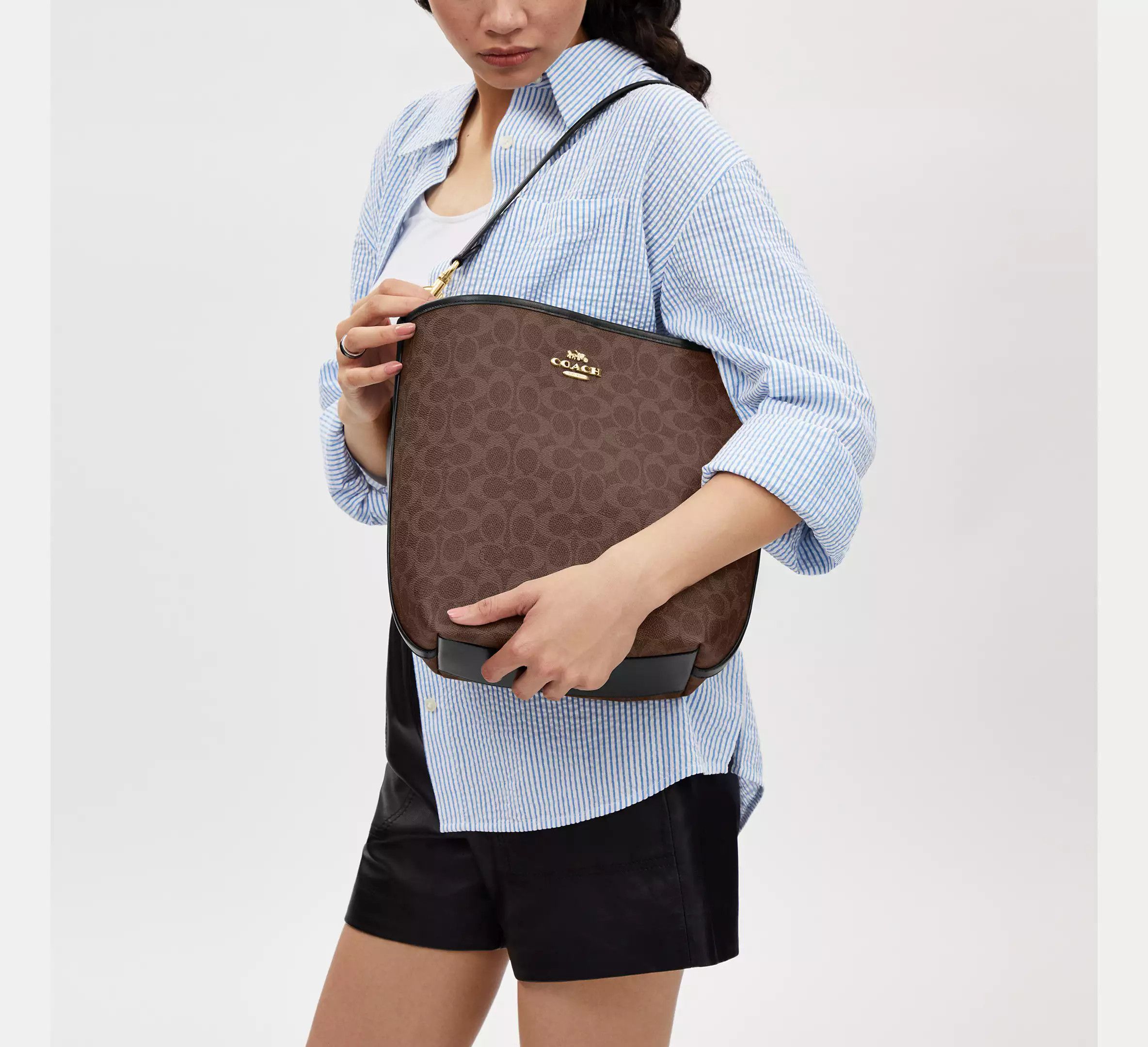 Coach City Large Bucket Bag In Signature Canvas CT802 Size ONE SIZE - 8 Thumbnail