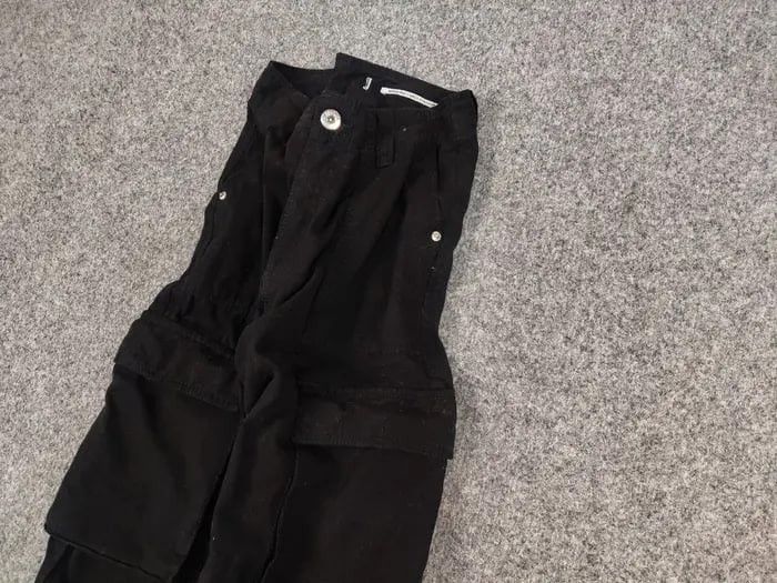 Japanese Brand Vintage Japanese Baggy Black Cotton Cargo Pants Y2K Style Size US 30 / EU 46 - 4 Thumbnail