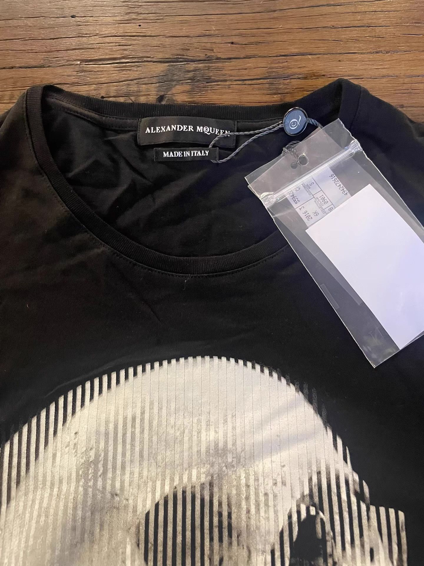 Alexander McQueen Alexander McQueen 16 Pre-Fall Print Short Sleeve Tee Q25 Size US M / EU 48-50 / 2 - 4 Thumbnail