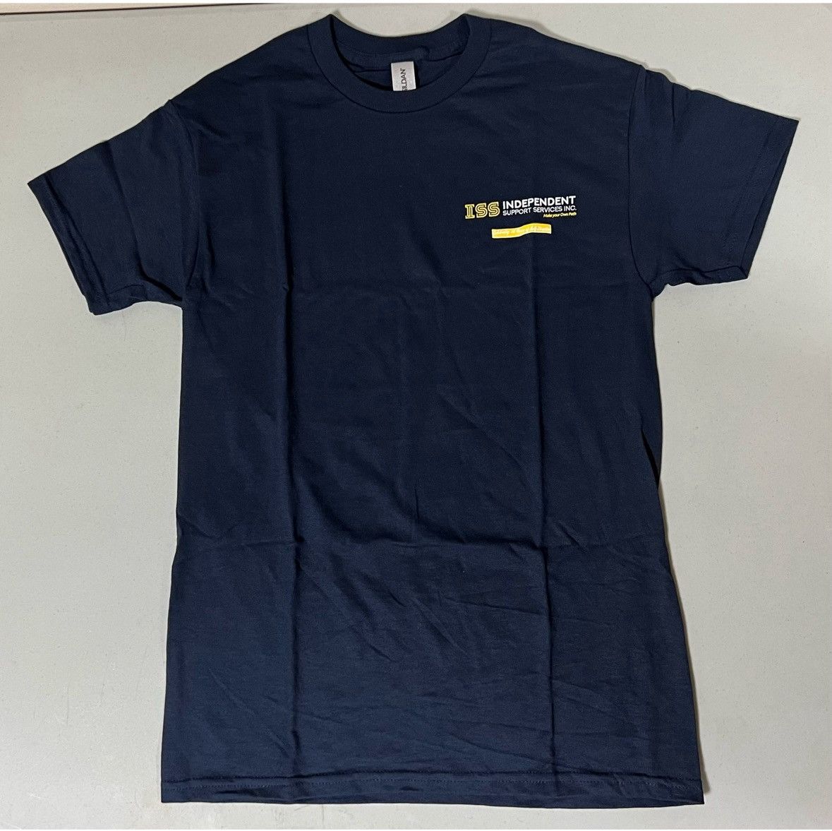 Gildan ‘ISS: Independent Support Services Inc.’ Tee T-Shirt Size S✨ Size US S / EU 44-46 / 1 - 1 Thumbnail