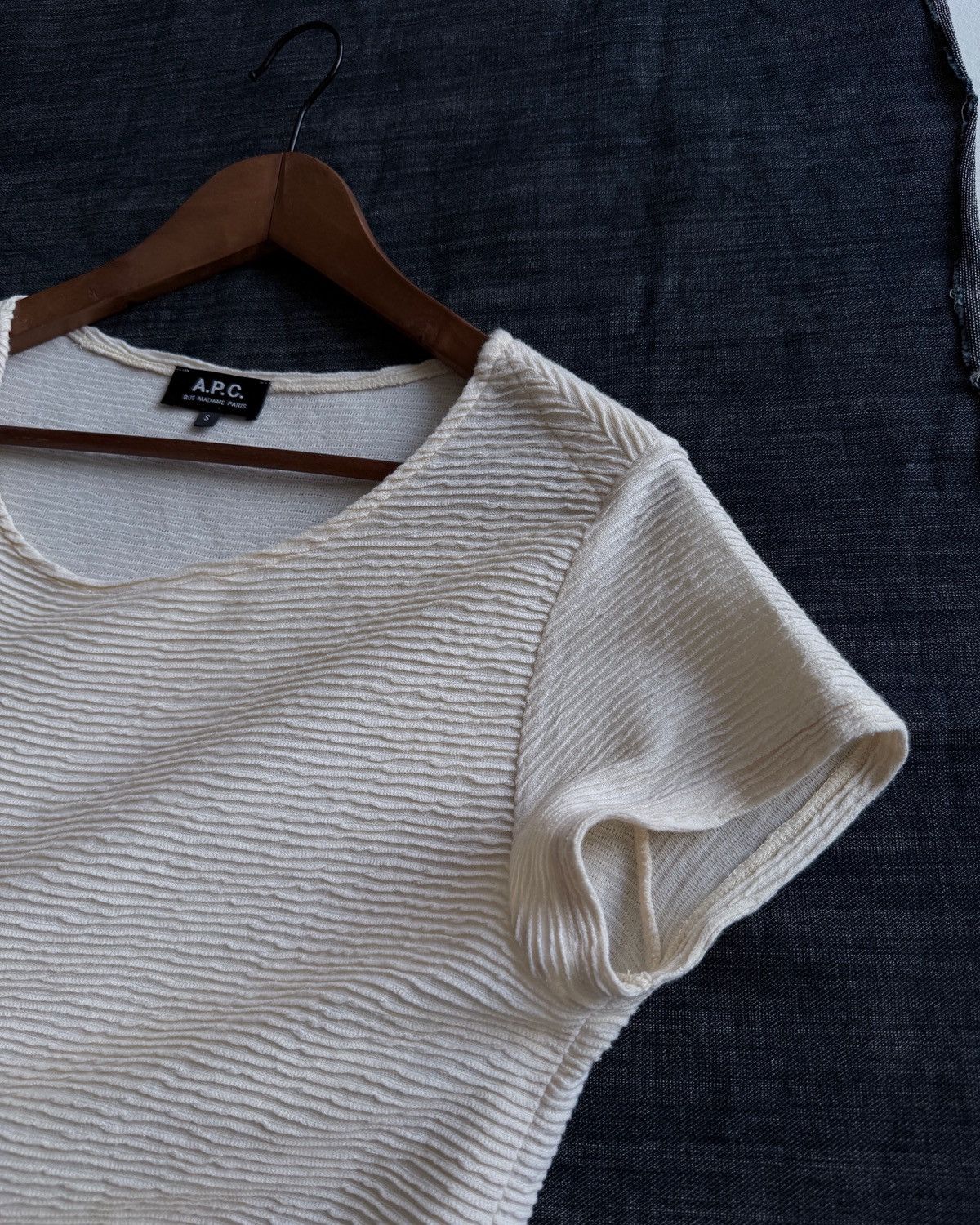 A.P.C. A.P.C T-SHIRT Size S / US 4 / IT 40 - 4 Thumbnail
