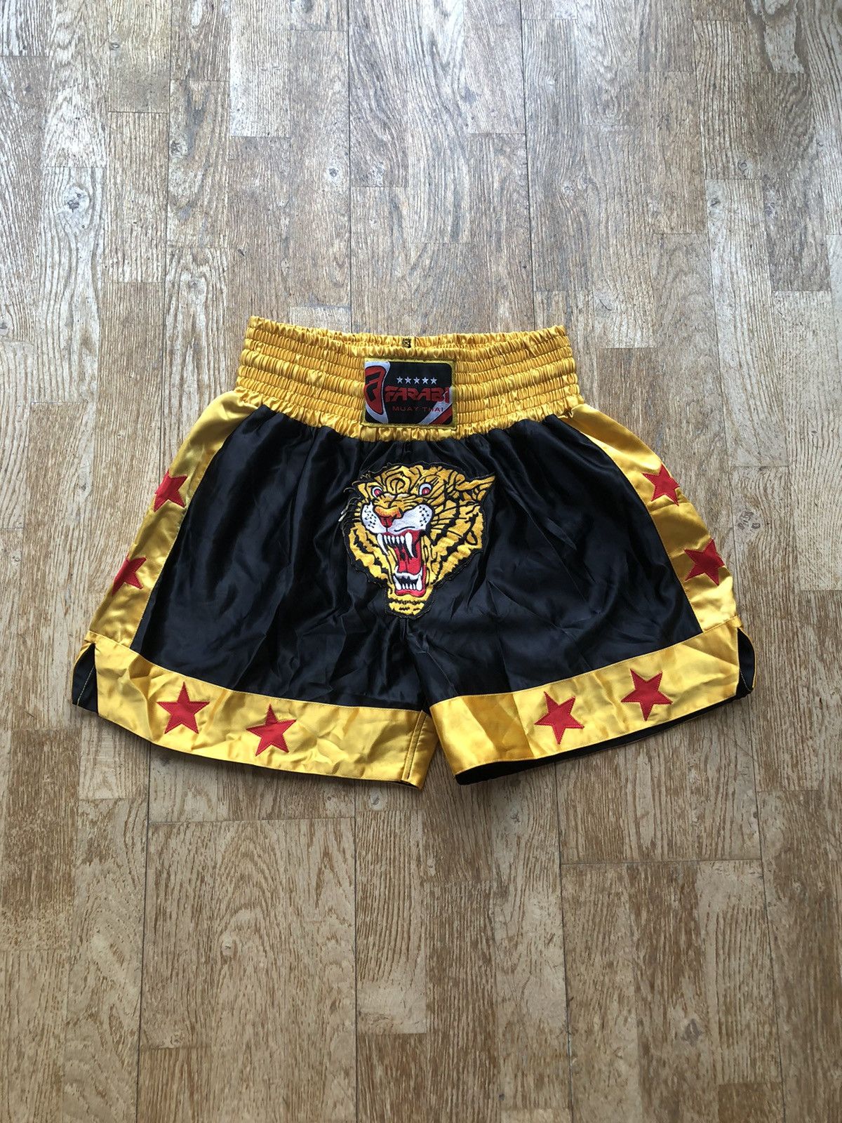 Japanese Brand RARE FARABI MUAY THAI BOXING TIGER SPORT SHORTS Size US 32 / EU 48 - 1 Thumbnail