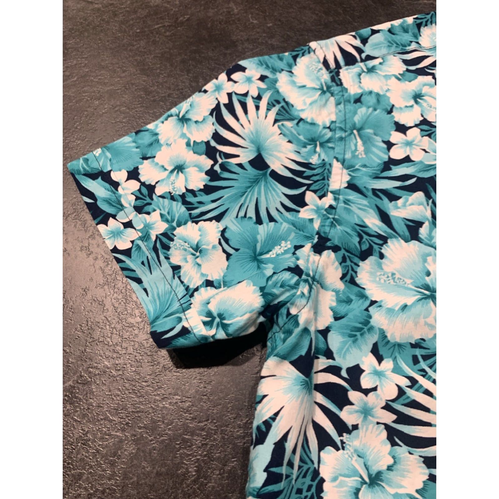 Vintage Cactus Man Mens Slim Fit Button-Down Dress Shirt Large White and Navy Blue Floral Cotton Size 42R - 5 Thumbnail