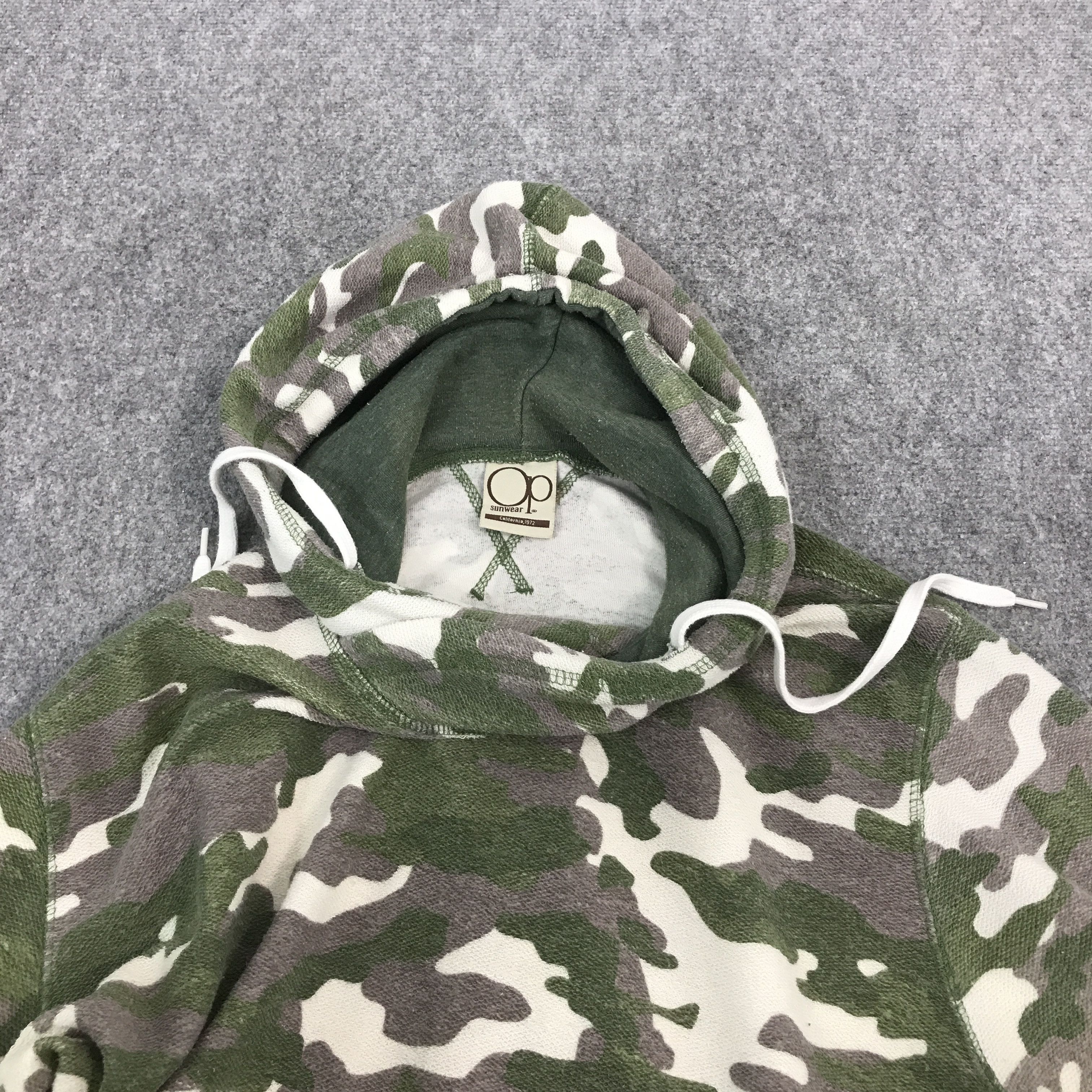 Japanese Brand Op sunwear Surf brand camp hoodies jacket Size US L / EU 52-54 / 3 - 5 Thumbnail