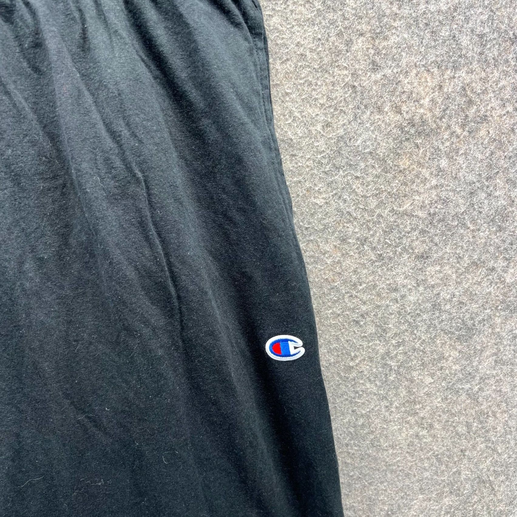 Champion VINTAGE Champion Sweatpants Mens Large Black Athletic Elastic Waist Fleece Logo 90s Size US 33 - 5 Thumbnail