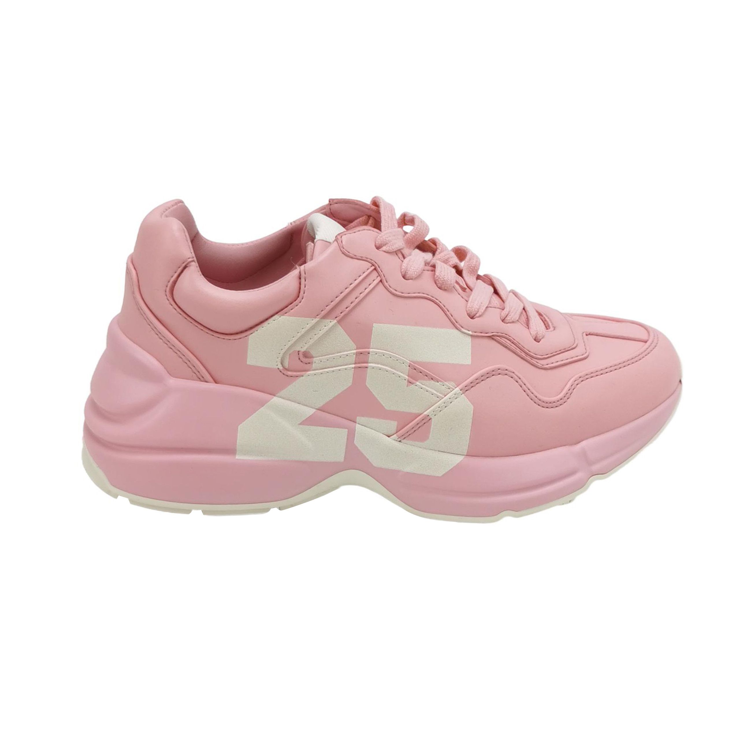 Gucci Gucci Women 5 Lowtop Sneakers Size US 5 / IT 35 - 1 Thumbnail