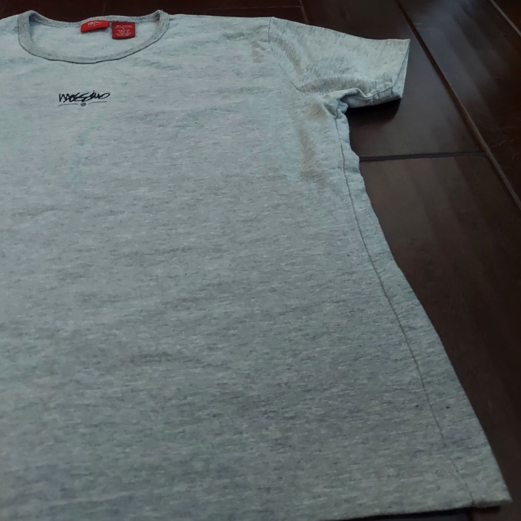 Mossimo Mossimo Women's Gray Logo T-shirt - Size L Shirt Womens Regular Cotton Polyester Short Sleeve Round Neck Logo 2000s Casual Size L / US 10 / IT 46 - 6 Thumbnail